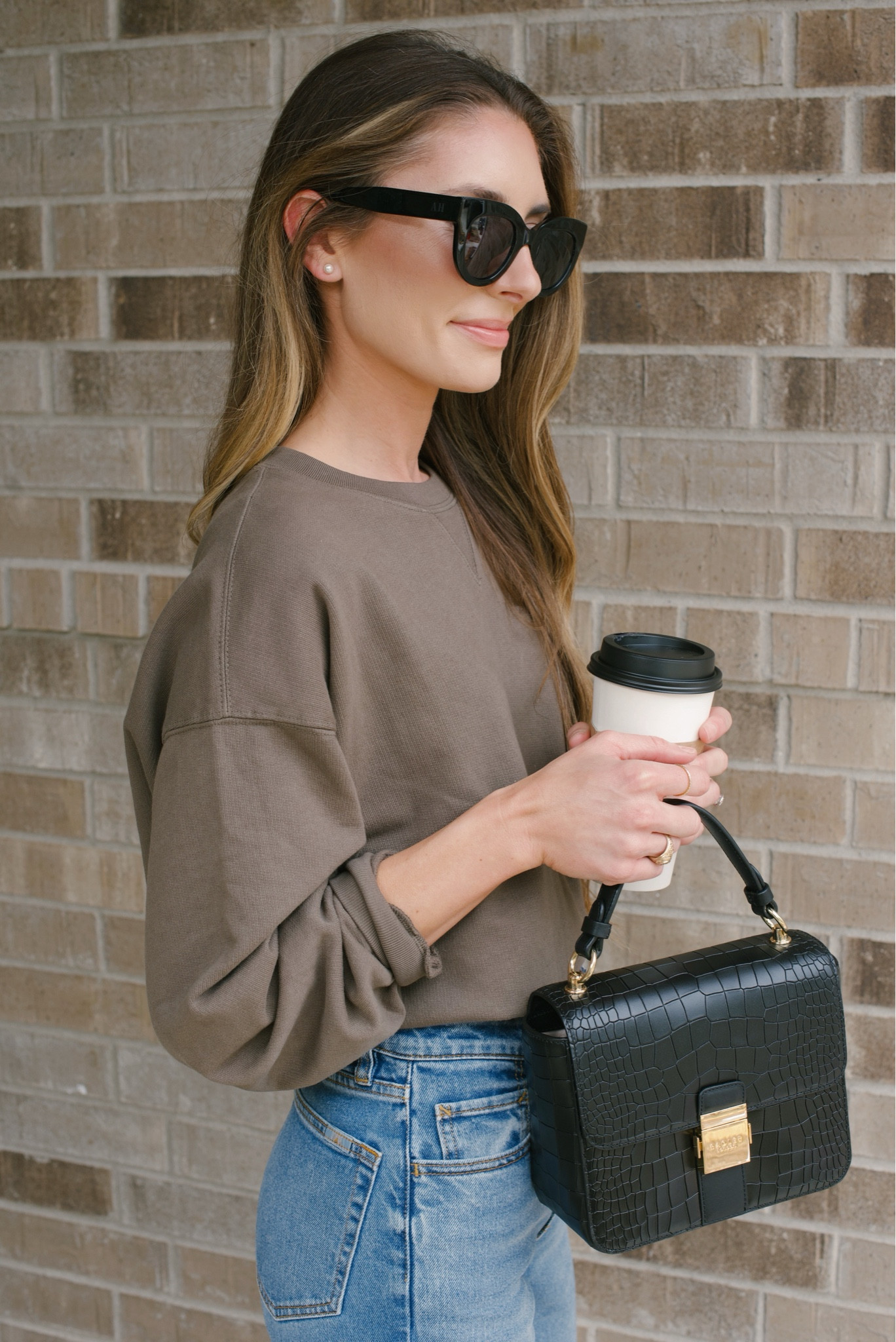 Happy Valentine’s Day to me 👜  loving my new faux croc bag. It comes with a crossbody strap as well which I love!

#RadleyLondon #MyRadley #gifted #ad

#LTKworkwear #LTKitbag 

#LTKGiftGuide