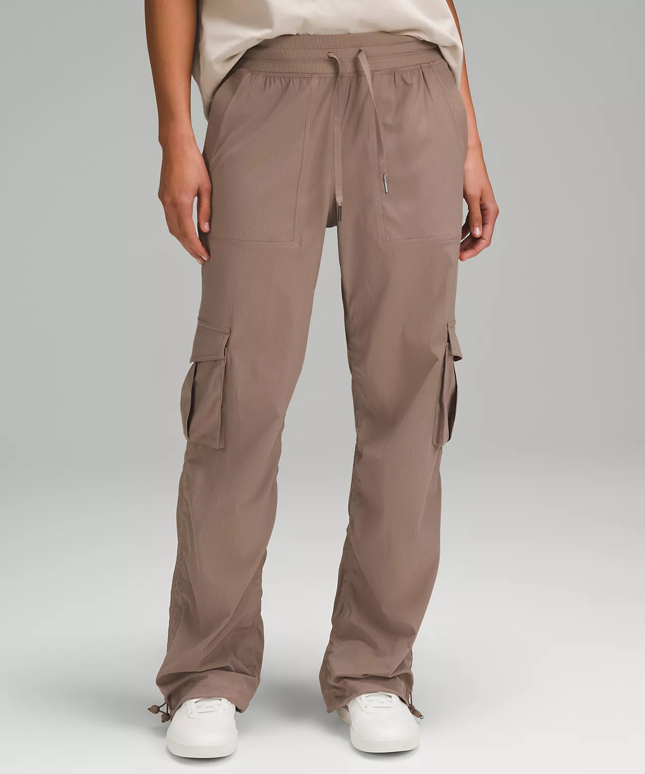 Dance Studio Relaxed-Fit Mid-Rise Cargo Pant | Women's Pants | lululemon | lululemon (CA)