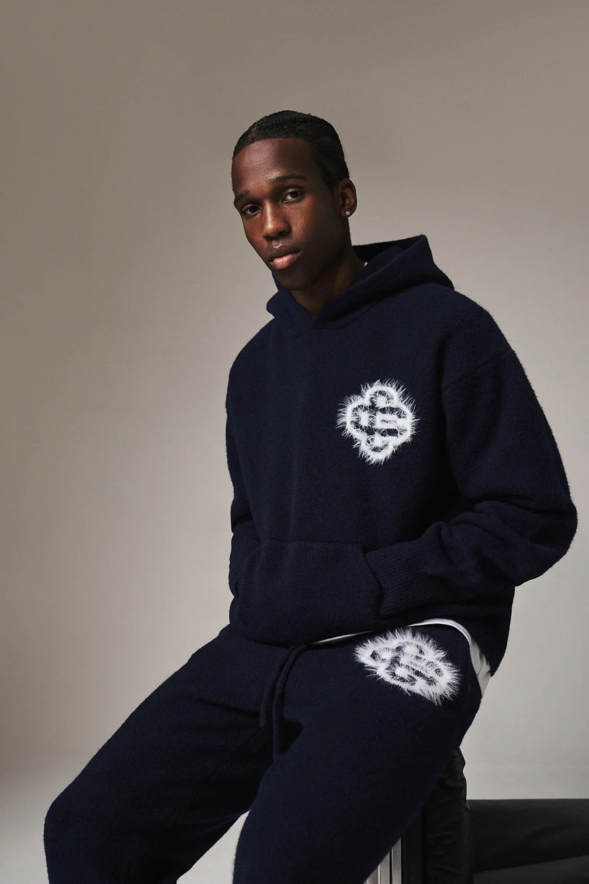 FLUFFY EMBLEM KNITTED HOODIE - NAVY | The Couture Club