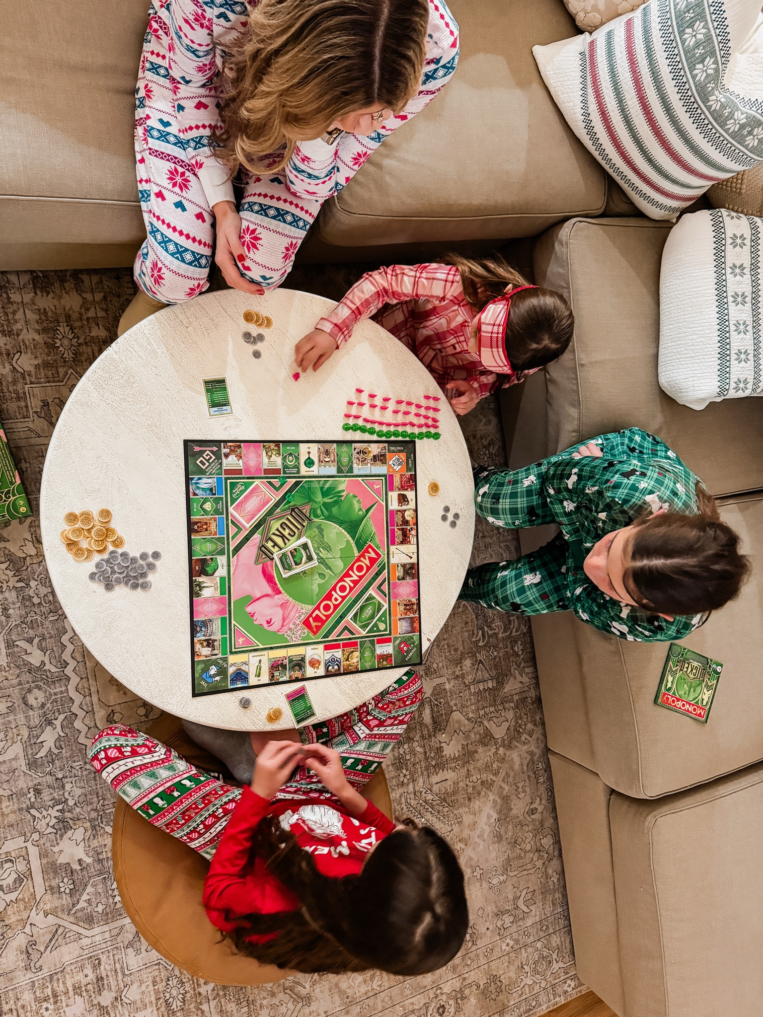 NEW item alert 🚨 this Wicked Monopoly game is SO fun (more fun than the regular game in our opinion!!) and would be a great gift for the musical lover OR to get the family together this season 💚🩷 more gift recs + these jammies below!

#walmartpartner @walmart
#walmartgifts @Shop.LTK #liketkit

#LTKSaleAlert #LTKGiftGuide #LTKHoliday