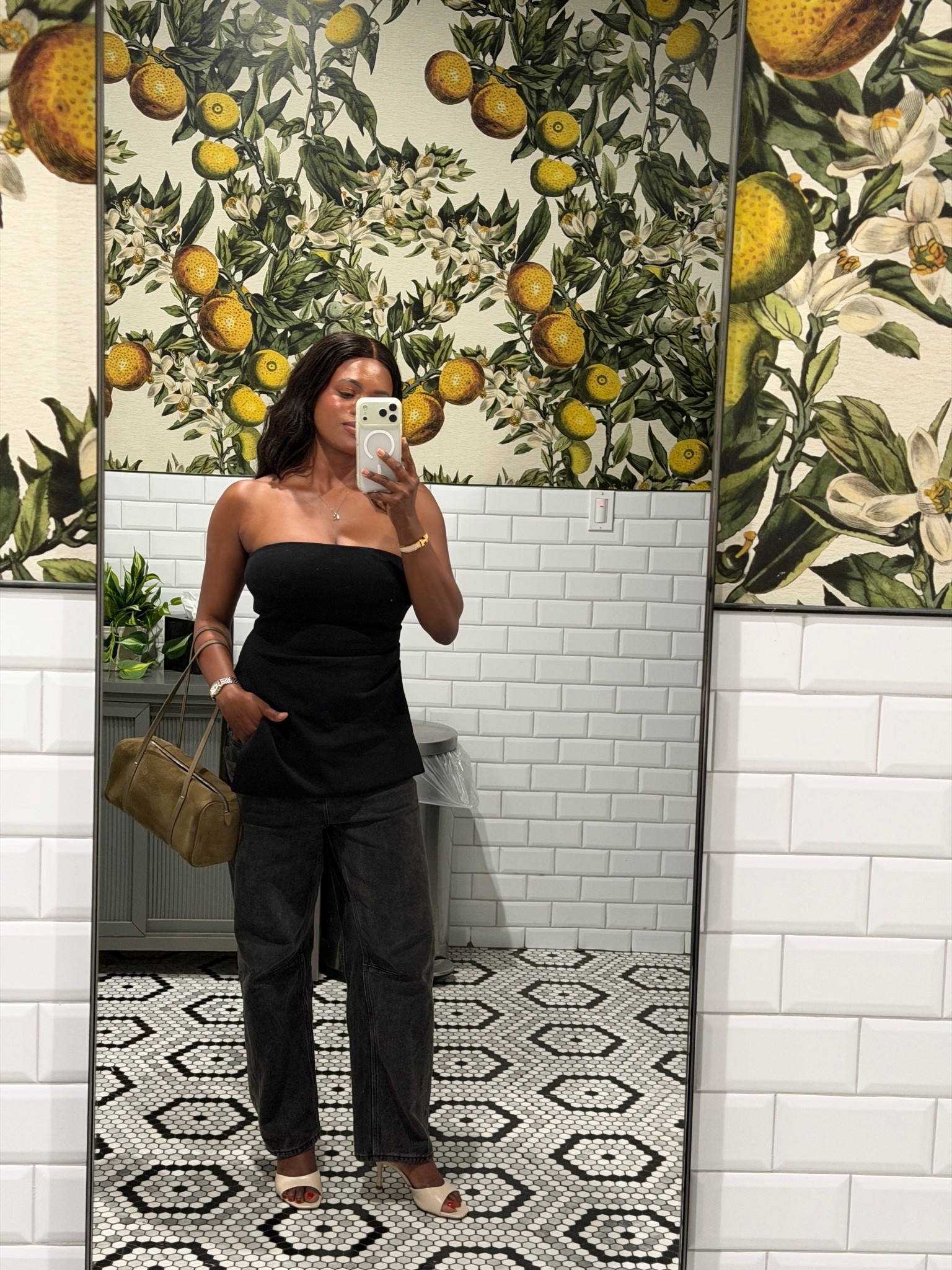 When life gives you lemons 🍋

#LTKootd #LTKgrwm