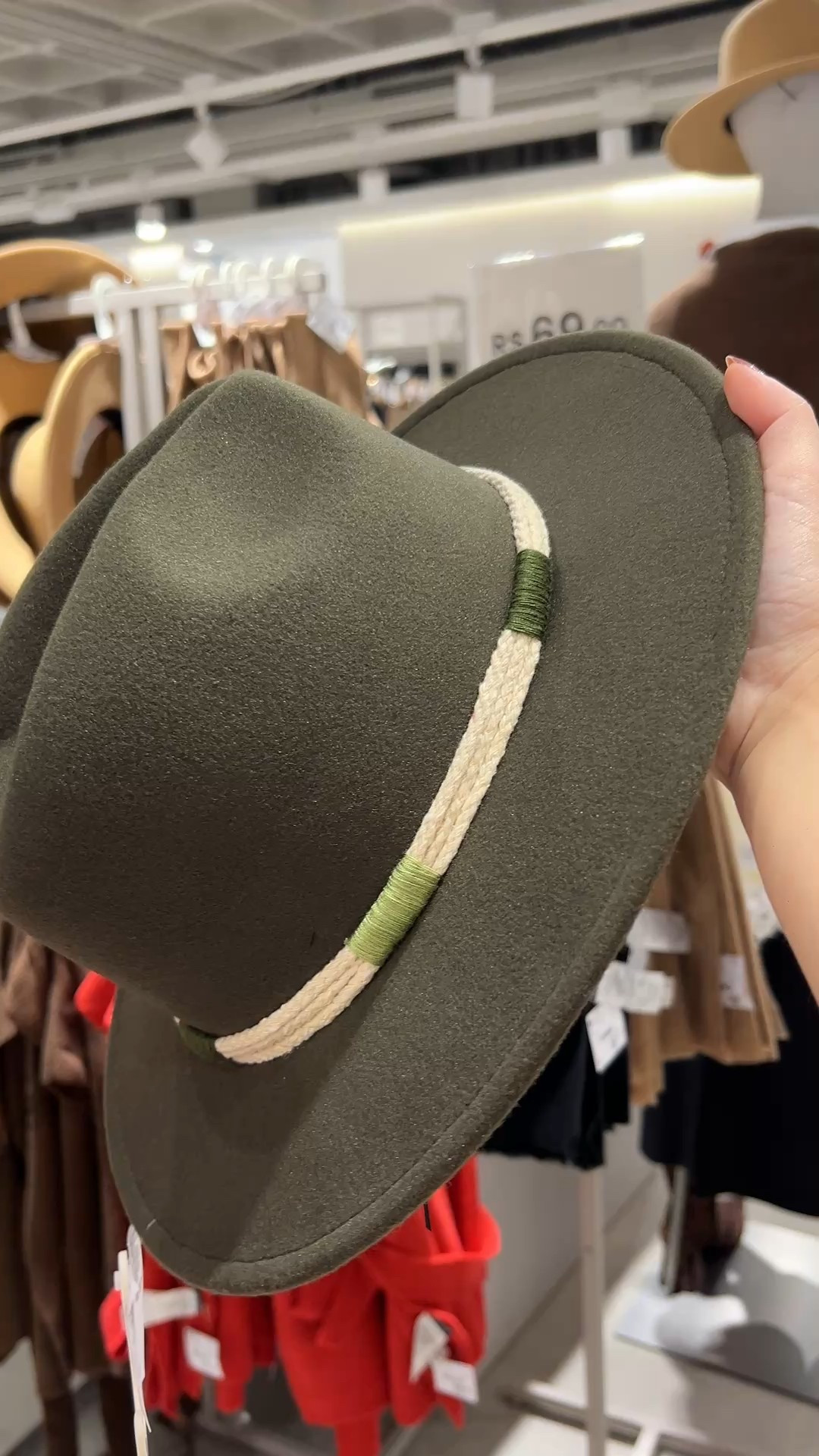 Novo chapéu Renner. Vocês gostam? Usariam?

#LTKdicadeestilo