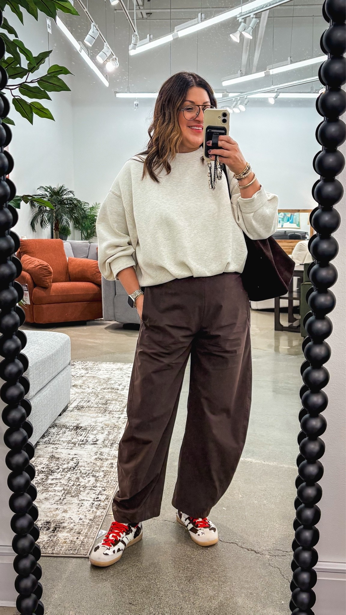 Today’s ootd:
Old Navy bubble hem sweatshirt - XL
Ruti pants - 14
Adidas sneakers
Madewell tote
Quince watch
@onequince @Madewell @adidas @Noonday Collection

#LTKMidsize #LTKOver40 #LTKSaleAlert