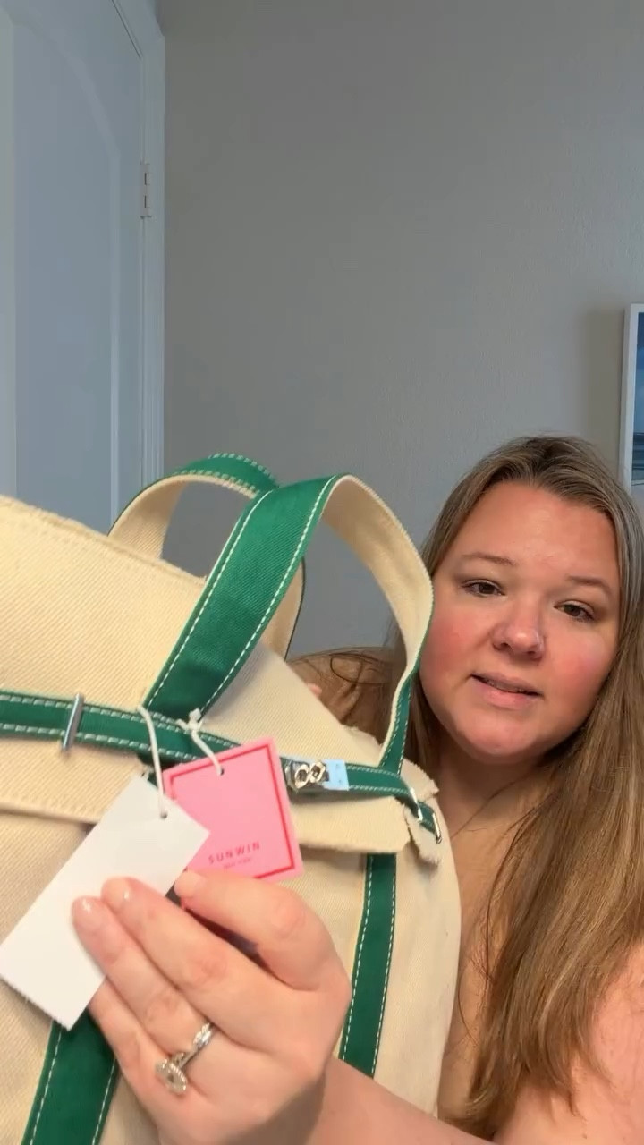 Y’all. After driving ALL over #northtexas hunting this bag down, it FINALLY showed up at my door today from @macys it even came with the security tag attached‼️😱. 🙌 Here’s my honest review…#boatkin #purse #handbag #unboxingvideo @shop.sunwin 

Comment PURSE below to receive a DM with the link to this post on my LTK ⬇ https://liketk.it/67lg6