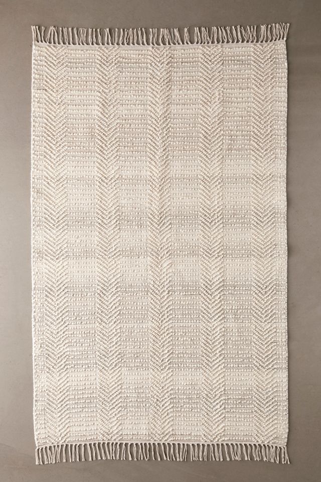 Clayton Woven Rug | Urban Outfitters (US and RoW)