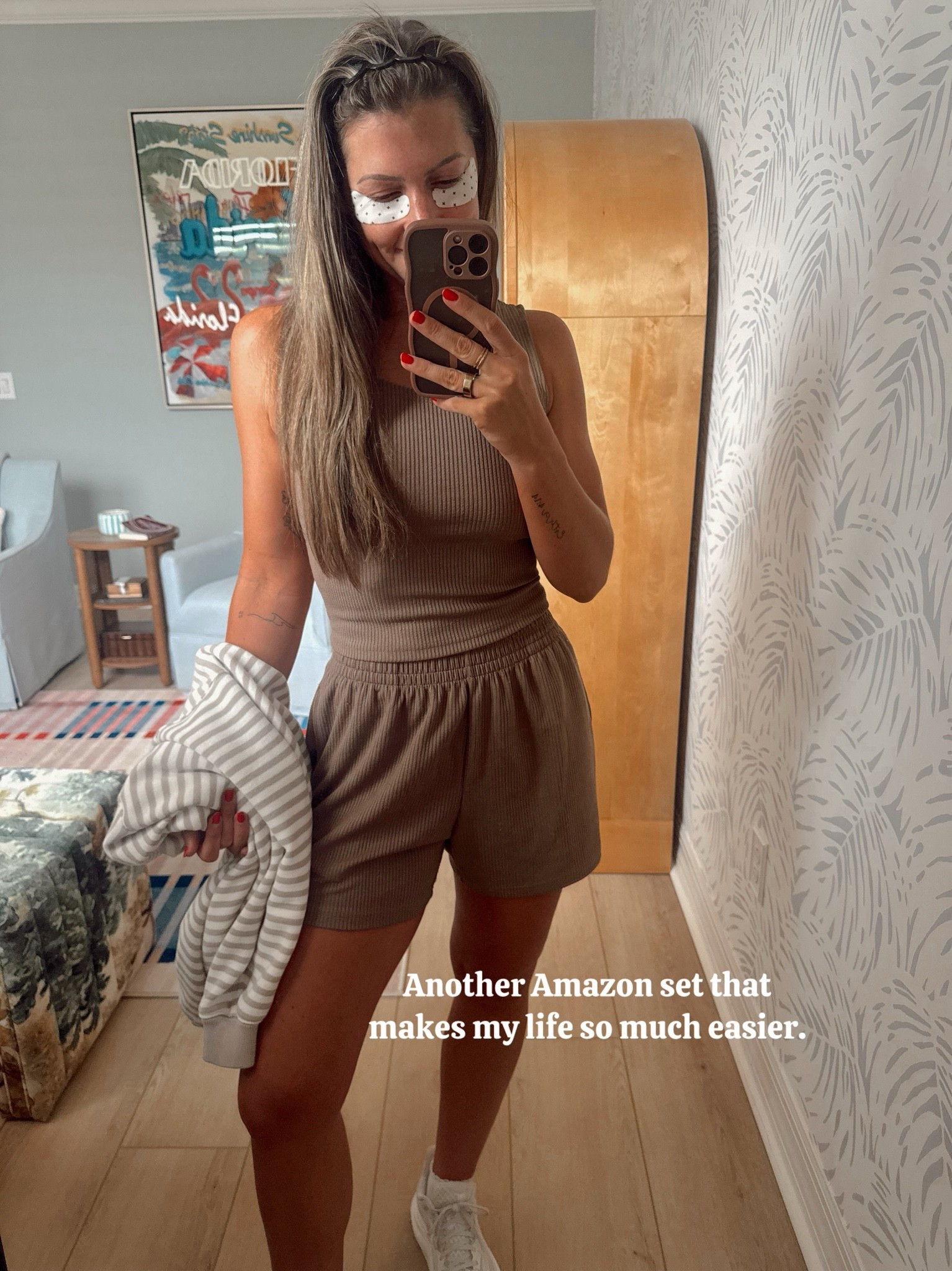 Recent comfy wfh fit! True small. 

Amazon set
Matching set
Mom outfit
Work from home
School drop off