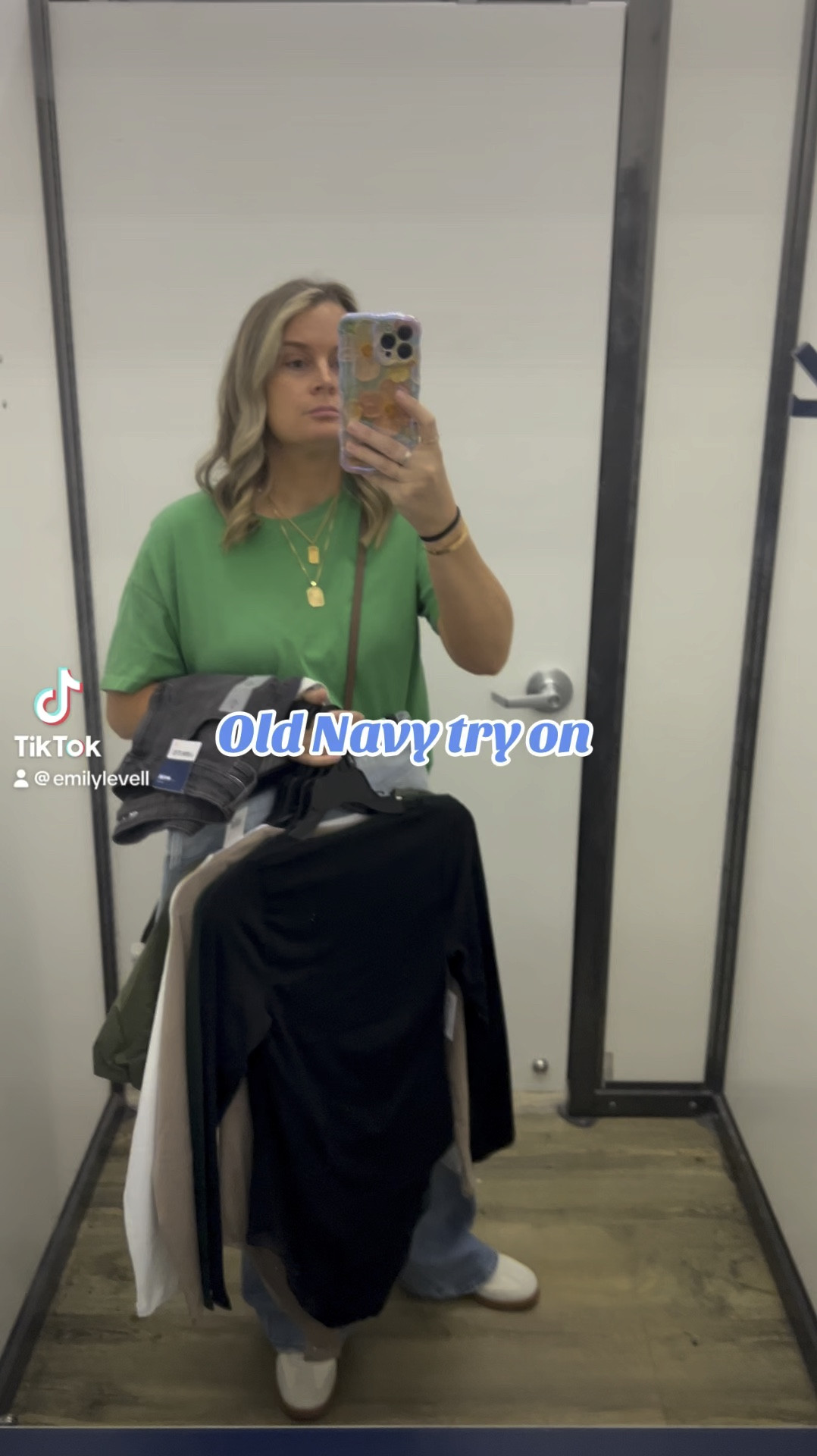 Old navy try on

#LTKBacktoSchool #LTKSeasonal #LTKSaleAlert