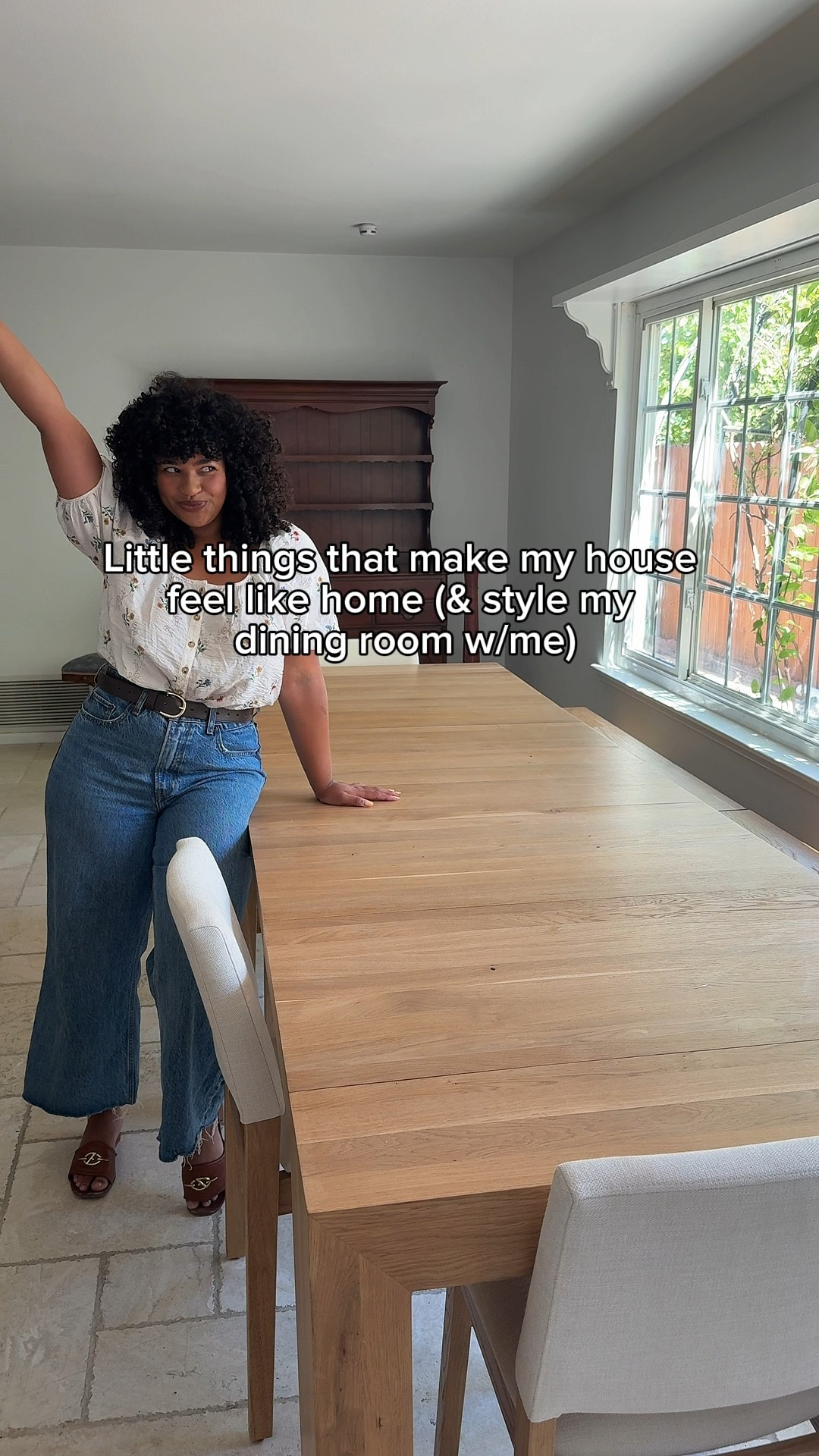 set up my dining room with me 