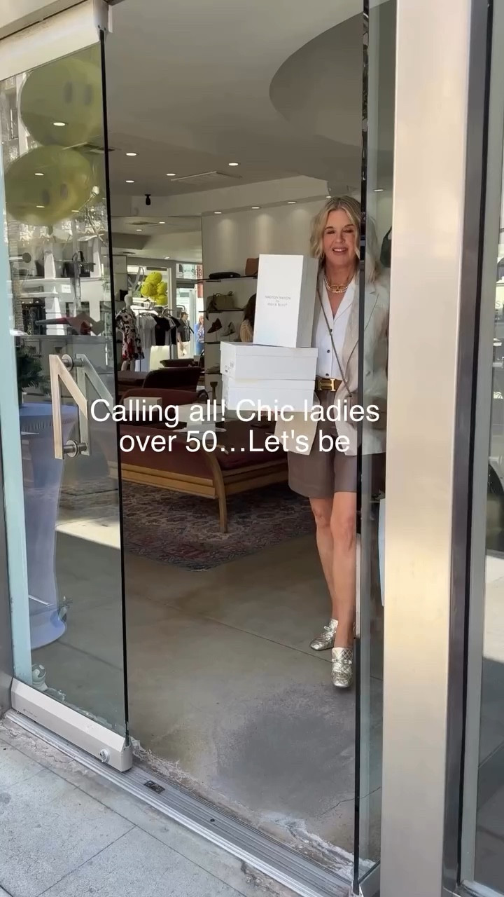 Love Chic Outfits inspirations?
Outfit details and conversions ⬇️ 

Outfit details:

Linen blazer Quince fits tts in a med 
save ⬇️
INFG-26DARCYVANDENBERG10 
New customers will receive 10% off their first purchase with my  code

Faux leather Bermuda short 
And tank top blouse by  NYDJ fit tts in a size sm /6

Jewelry is Julie Vos and my real jewelry 
Linked what I could and similar 

Quilted gold metallic loafers by Madison Masion 


Love to Feel inspired and cheered on?

Mix’s Luxury and affordable Fashion?

Builds your wardrobe with “classic pieces” and throws in a seasonal trend or two that you love and works for your body?

Loves Fashion & Styling tips?

Loves your family?

Traveling and spending time with your hubby?

Home styling inspiration, Yummy & easy recipes, Entertaining and cooking for your family… While enjoying “grandma hobbies” like Gardening, DIY’s, and bookclub. 

Living like Nancy Meyers
Dressing Like Ralph Lauren 
Cooking like Ina Garten 
Gardening like Martha…..

🫶🏻We really should be friends🫶🏻
Follow along on this Journey with me🤍




#utahinfluencer #styleover50 #lifestylegoals

#LTKdayinmylife #LTKOver40 #LTKootd