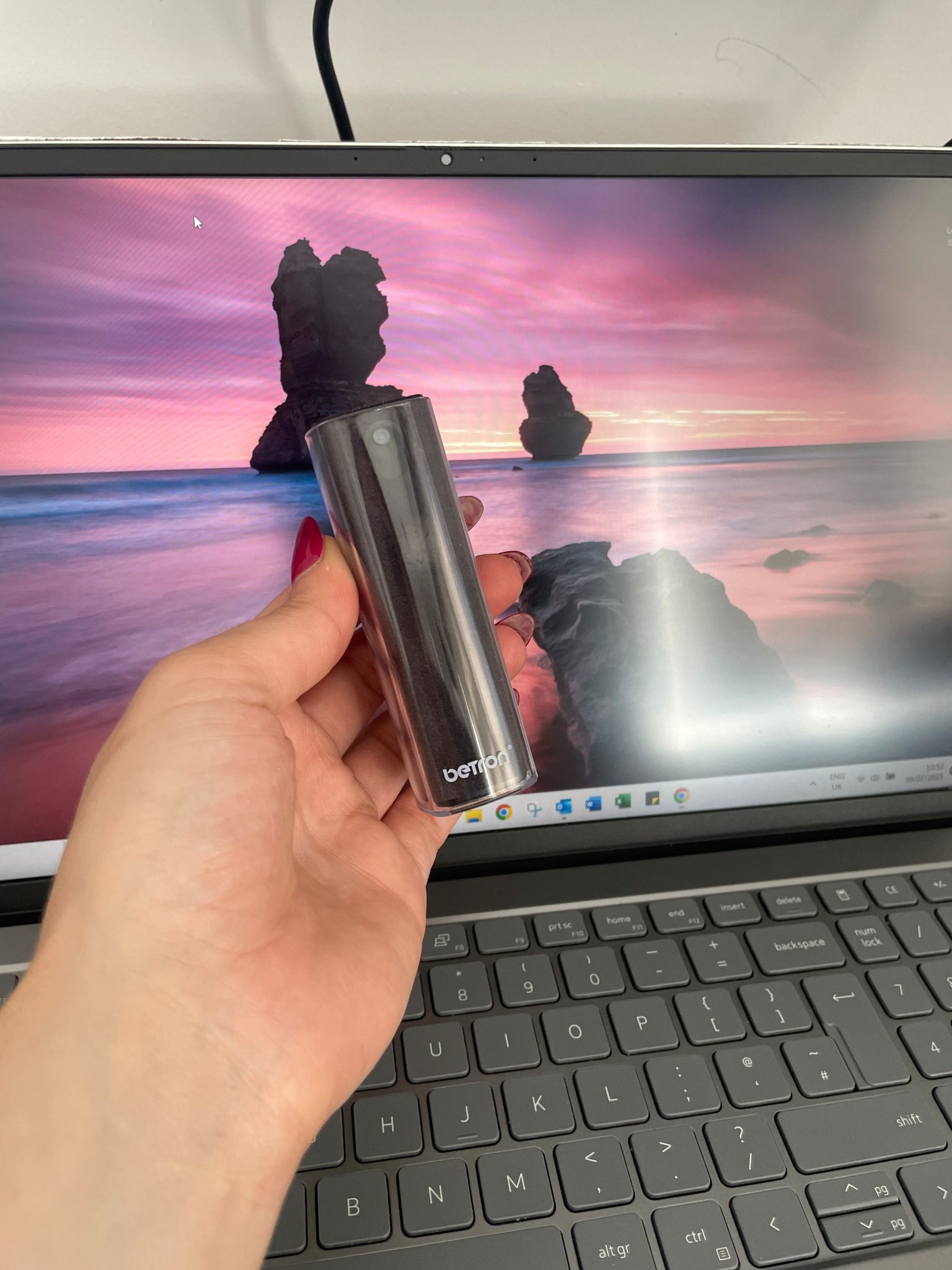 Amazon Screen Cleaner #workfromhome #officemum #primeday

#LTKhome #LTKuk #LTKxAmazon