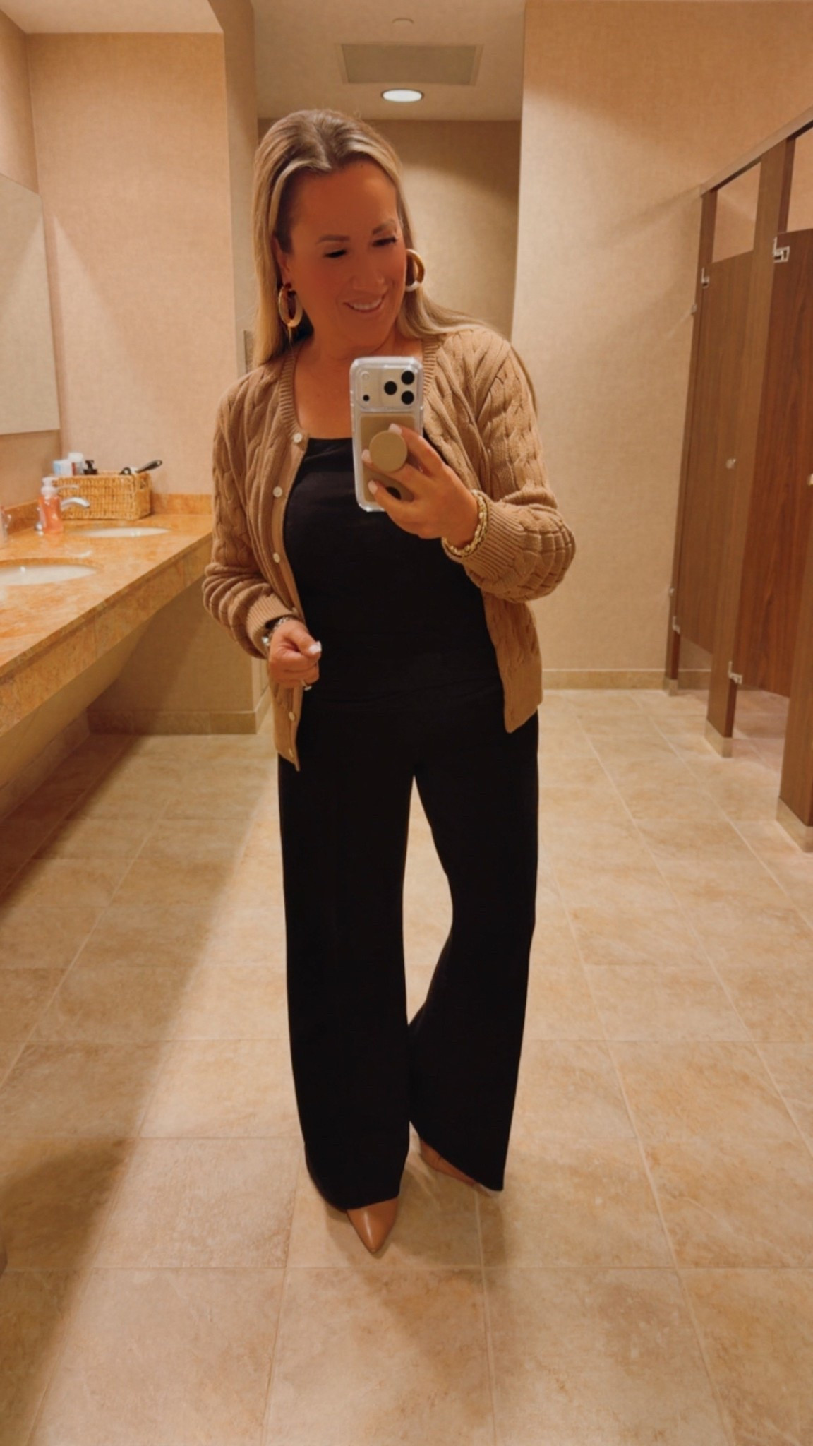 Outfit of the day 🤍 Classic, effortless, and easy to wear. 

#outfitoftheday #ootd #ltkit #liketkit #styleinspo #womensfashion #everydaystyle #fashioninspo #neutralstyle #chicstyle

#LTKootd #LTKSeasonal #LTKOver40