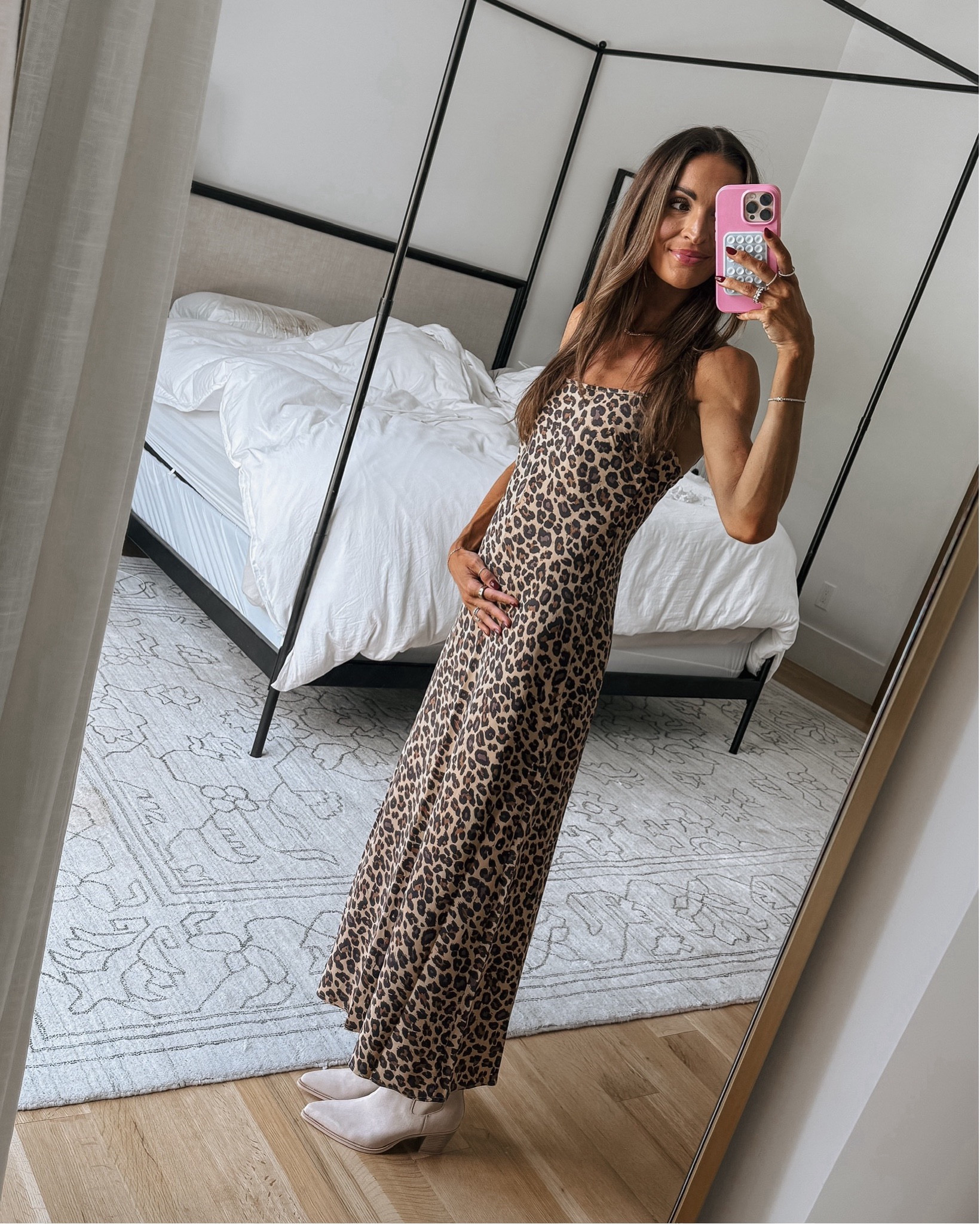 beautiful satin dress on sale! 🤎 use code AFLAUREN for 20% off 😍

#LTKSaleAlert #LTKHoliday