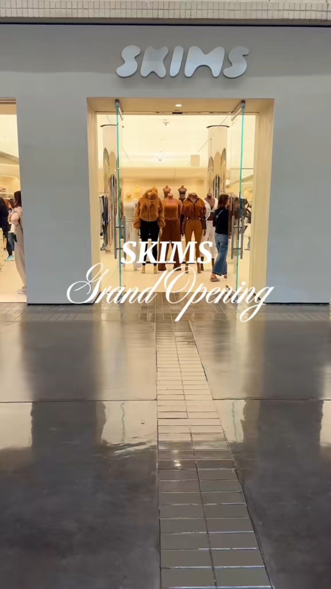 New SKIMS store in Dallas!! Everything is so cute and aesthetic!!!!

#LTKPetite #LTKStyleTip #LTKActive