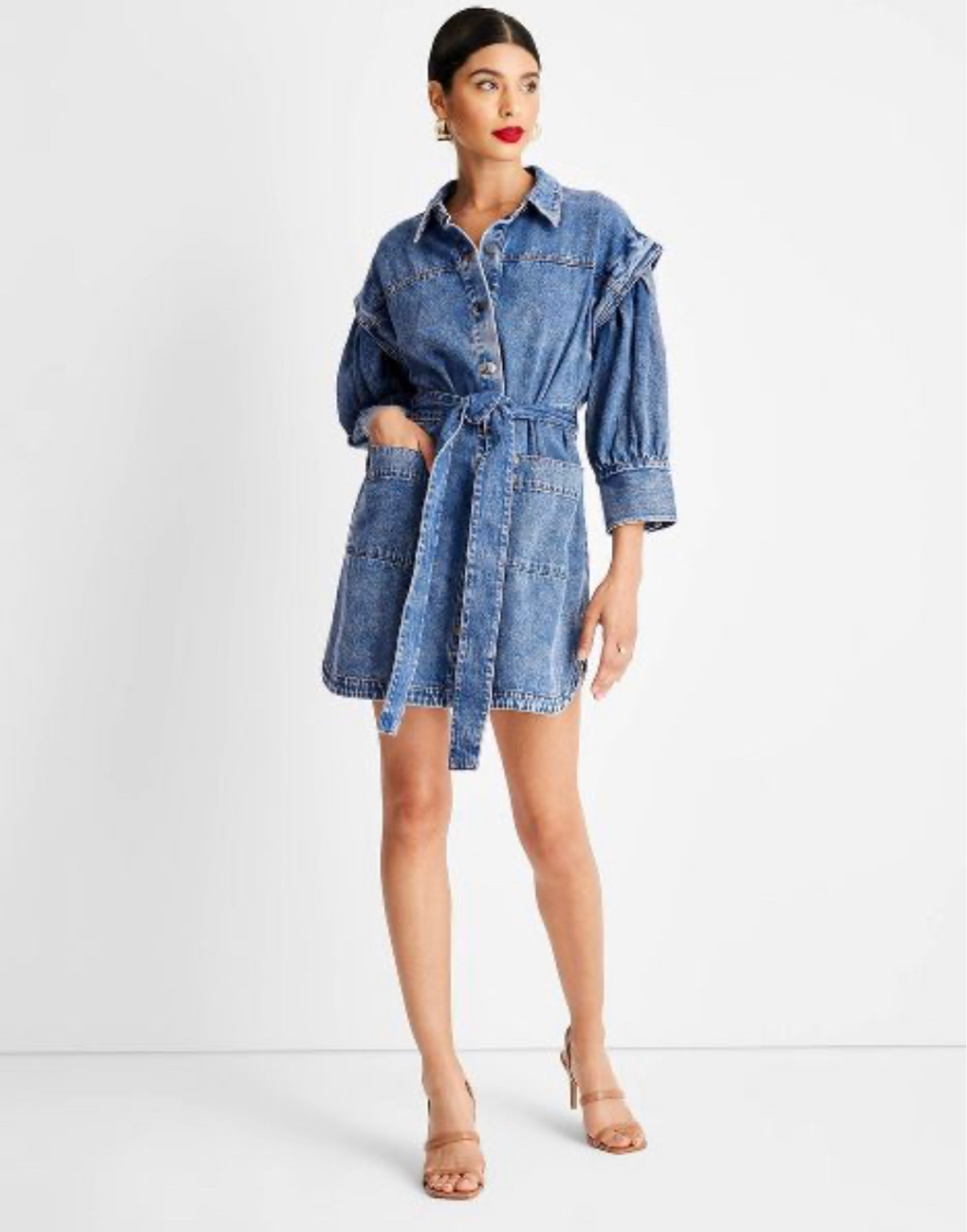 Target Denim Dress for Fall

Target finds fall dresses fall outfits 

#LTKunder50 #LTKstyletip