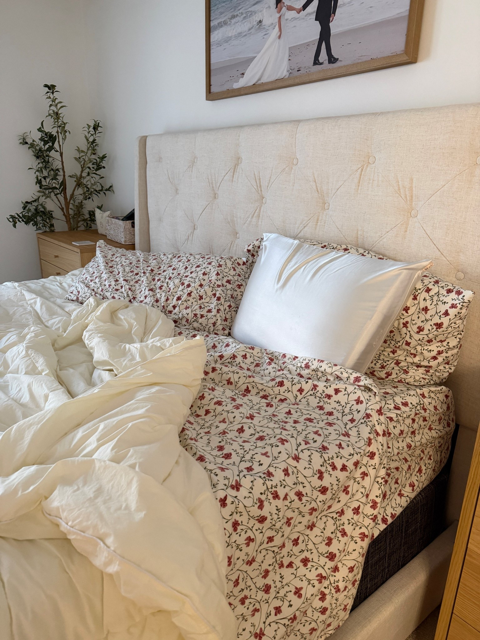 Flannel sheets $26 off!! 

Linked what I could! 

• Photo is from Smallwood Home 💛
• Code COMEAU or LAURENELIZABETH works for a discount from Lola Blankets 
• Our bed frame is from a local store called Willis Furniture but I linked similar styles 

#LTKCyberWeek #LTKSaleAlert #LTKHome