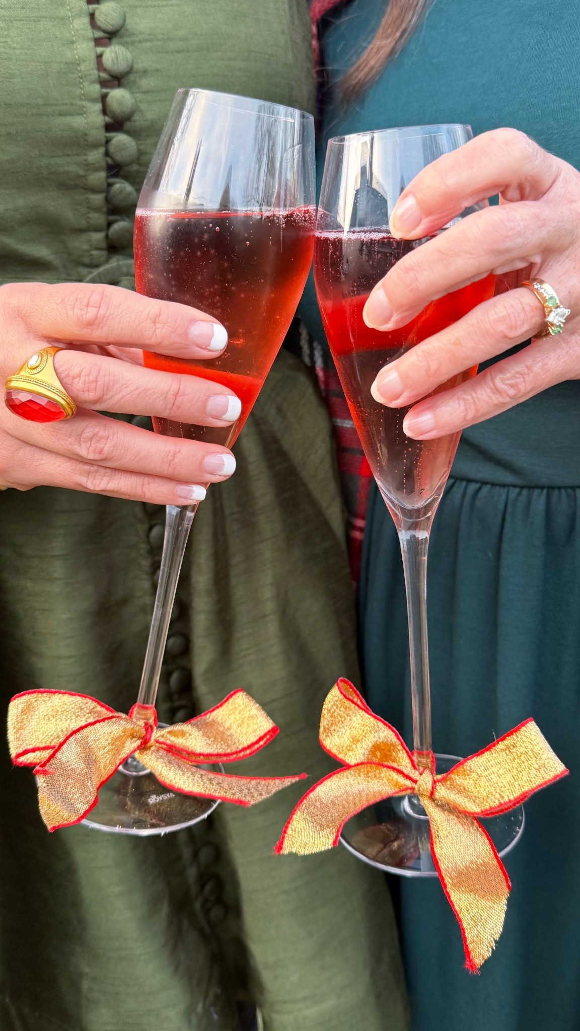 New Year’s Eve party 

#LTKHome #LTKHoliday #LTKGiftGuide