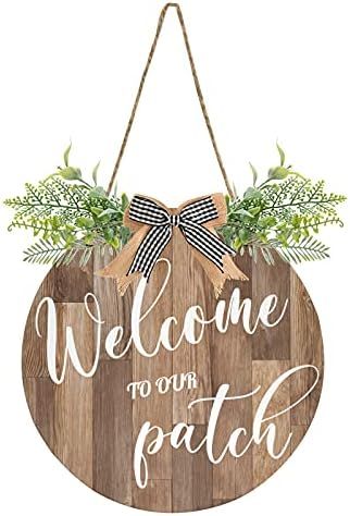 Wooden Texture Welcome to Our Patch Welcome Sign for Front Door Decor Welcome Wreath Sign with Po... | Amazon (CA)