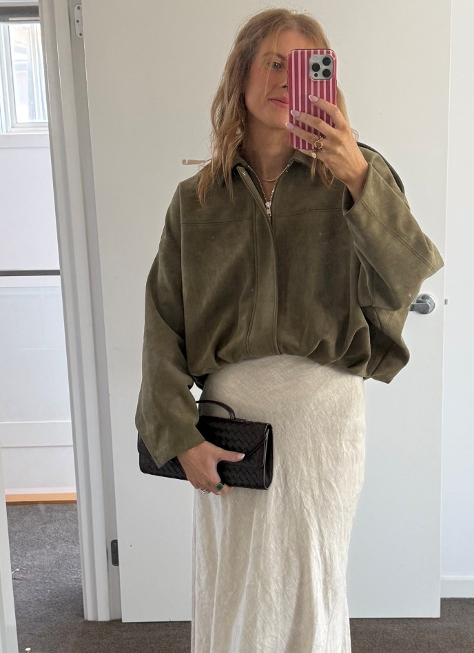 THE green suede bomber jacket 

#LTKstyletip #LTKaustralia #LTKautumn