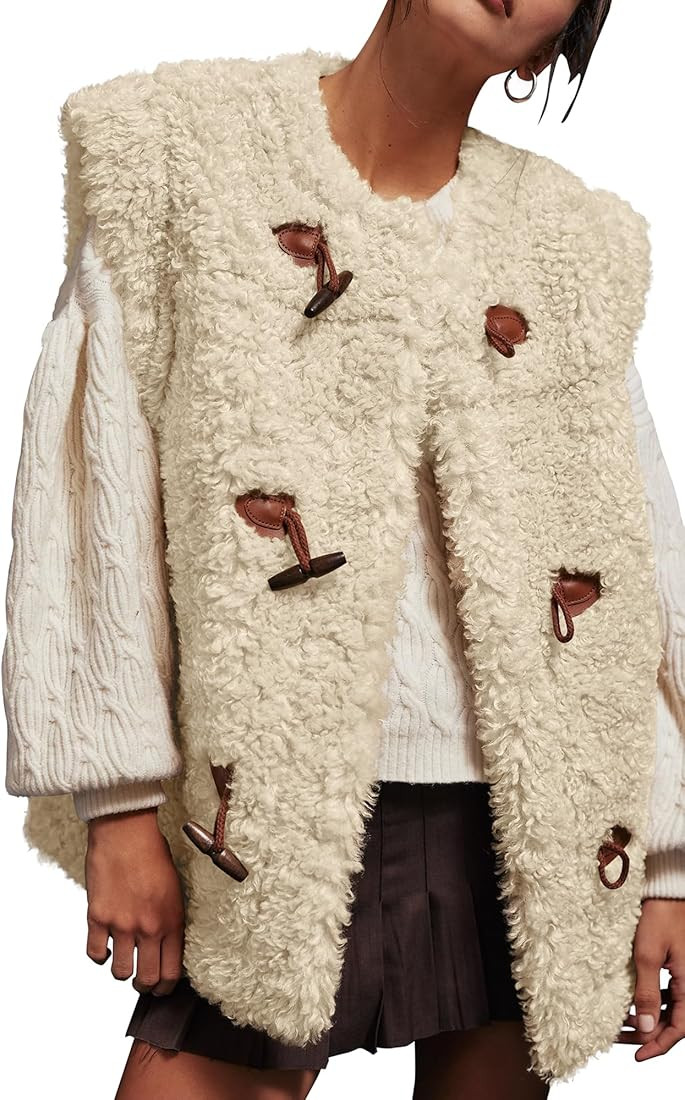Locachy Women's Casual Faux Fur Vest Warm Toggle Closures Sleeveless Outerwear Vest | Amazon (US)