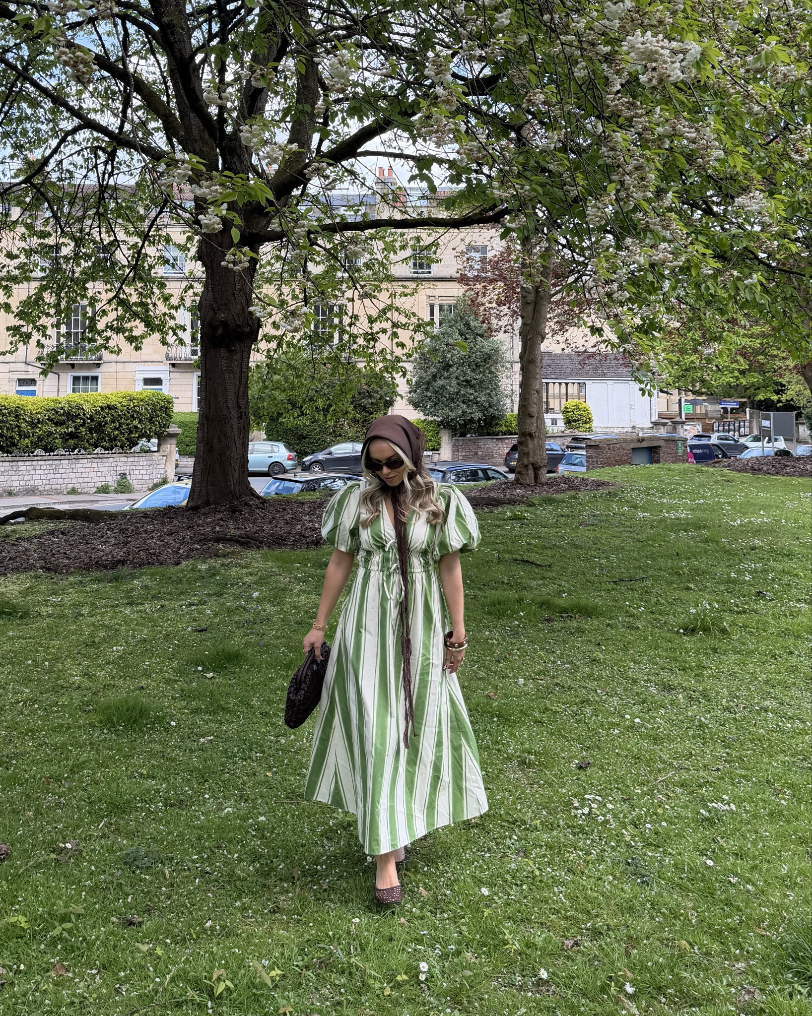 A very whimsy outfit 🌿🧺🪞☁️

Currently 20% off #newlook

#LTKuk #LTKdresses #LTKpetite