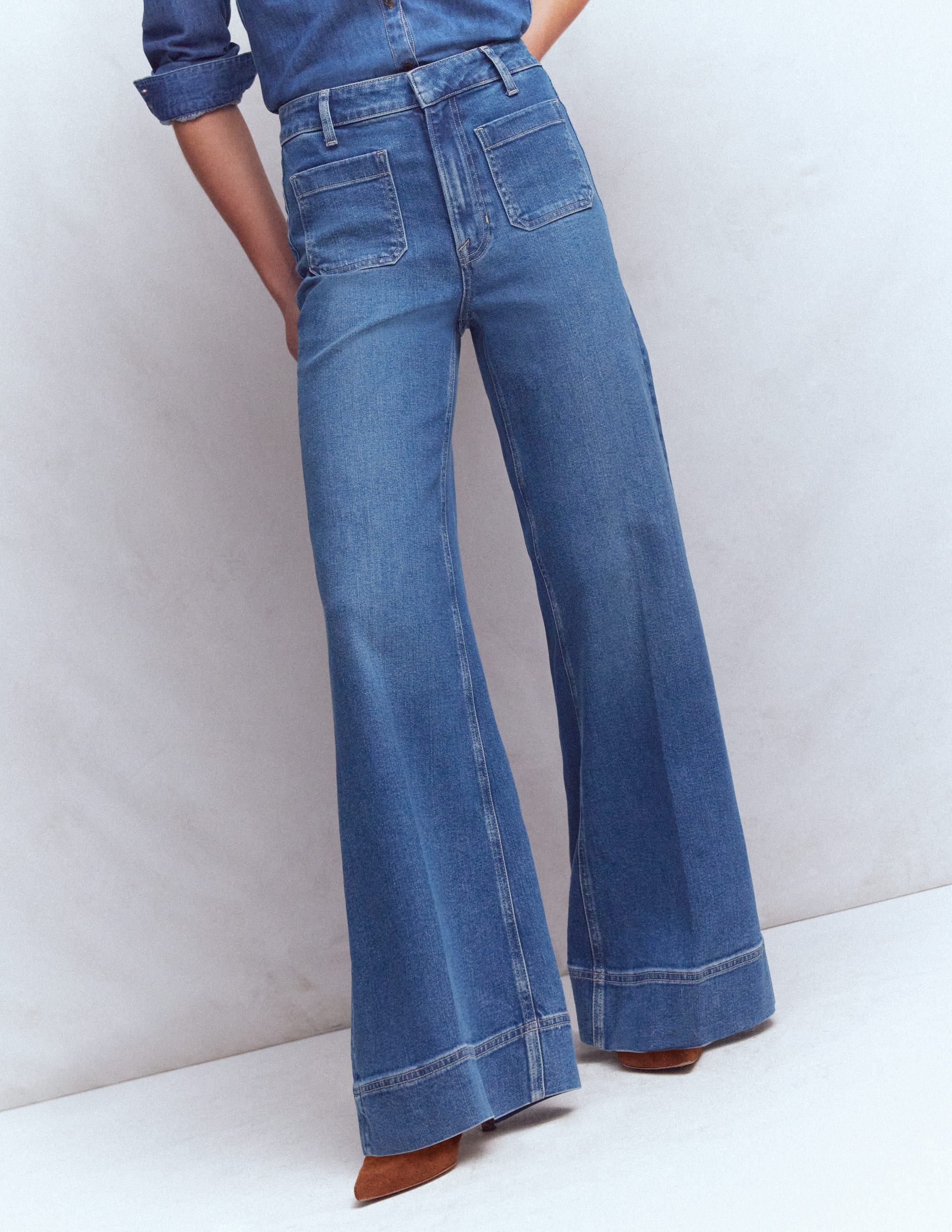Patch Pocket Flare Jeans-Mid Vintage | Boden (US)