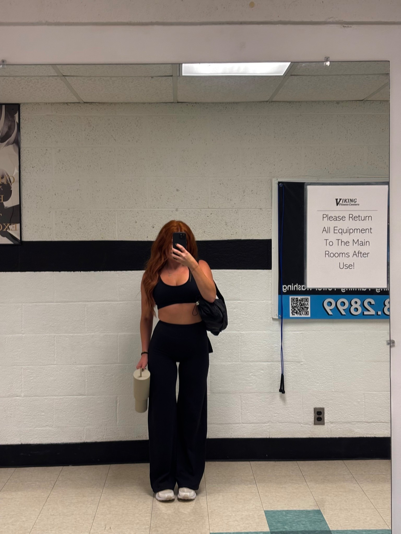 my favorite workout pants. So comfortable & affordable. Wearing an XS for reference:) 

#LTKPetite #LTKStyleTip #LTKActive