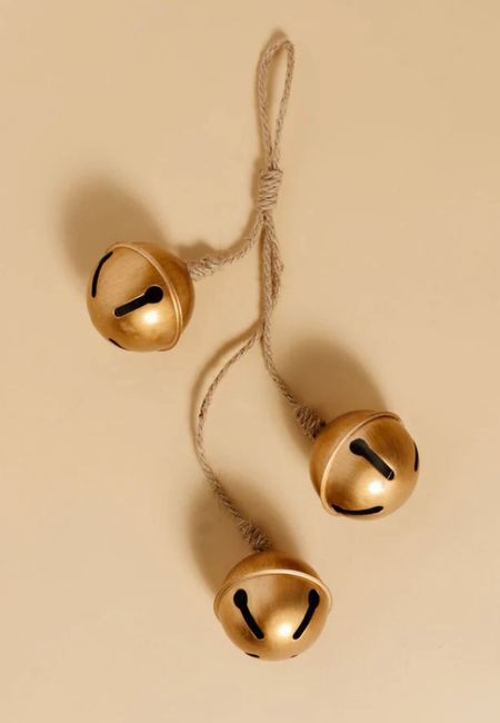 Sleigh Bells DIY 
#sleighbells #bells #christmasbells #christmasdecor #christmas #christmasbells 

#LTKhome #LTKSeasonal #LTKHoliday