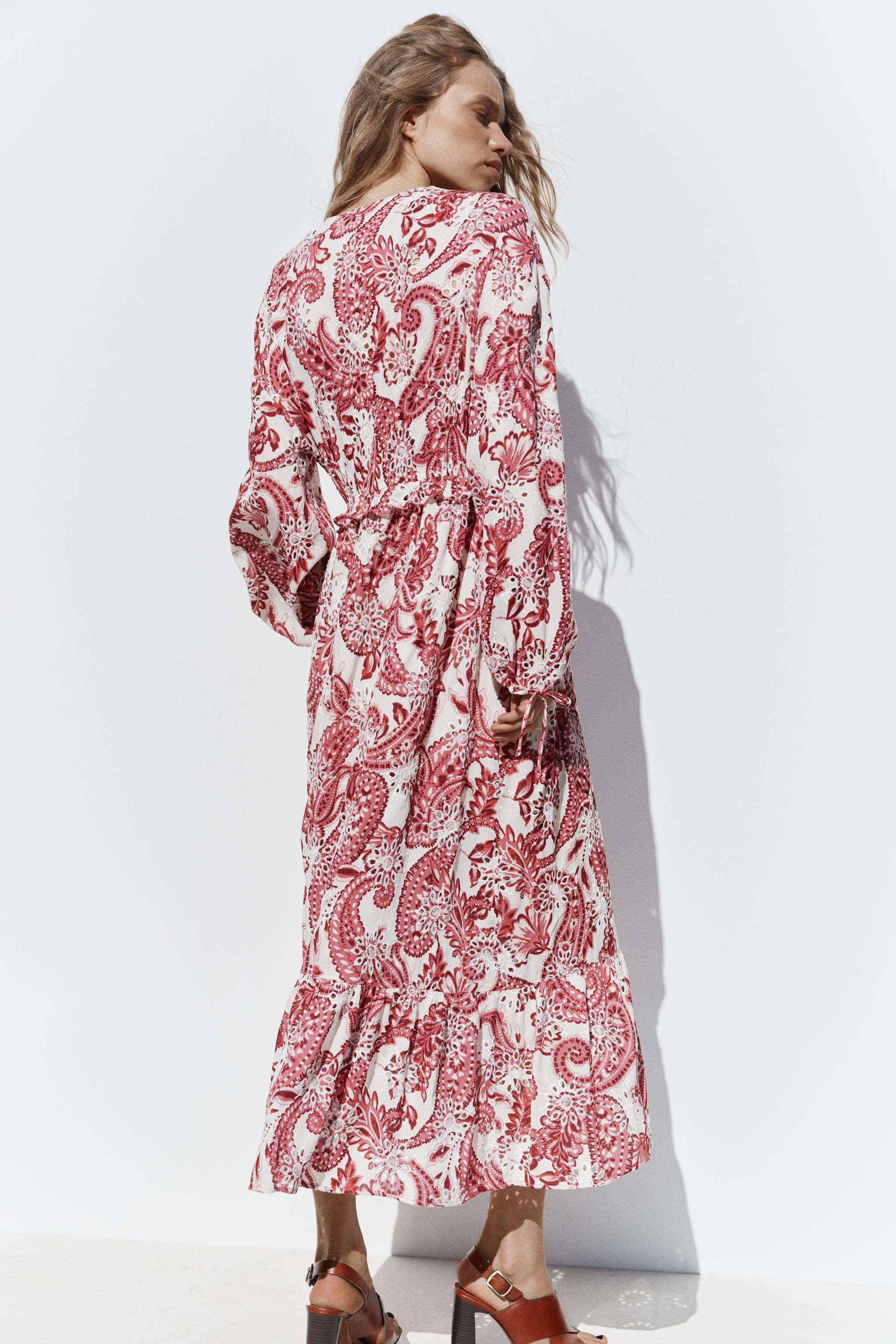 PRINTED MIDI DRESS WITH EMBROIDERED EYELETS | Zara US