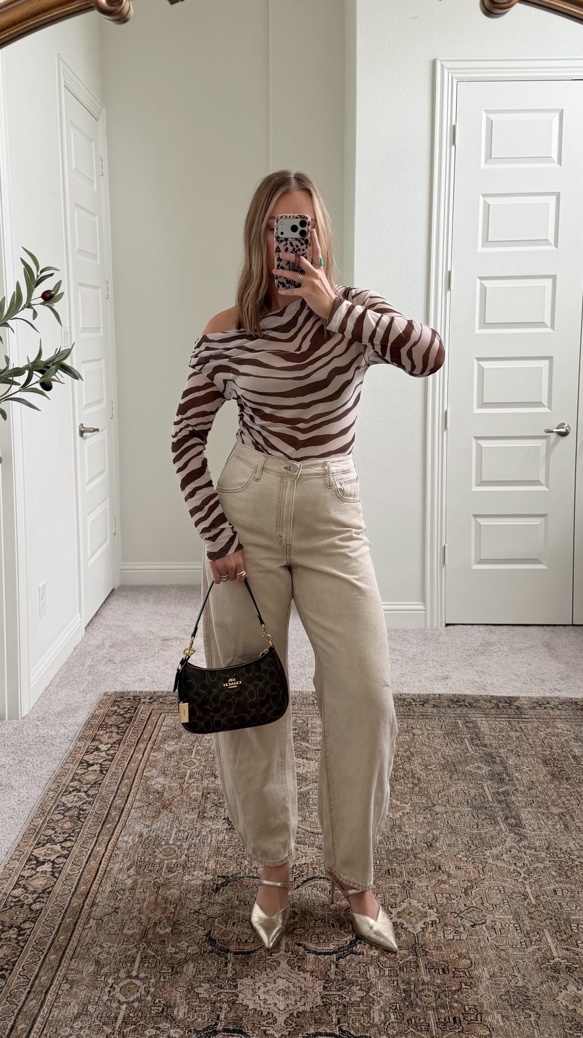 big love for anima print, esp when it’s neutral 🤪 

#ootd #millenialfashion #jeansandacutetop #springstyle #momstyle 

#LTKTall #LTKootd #LTKmomlife