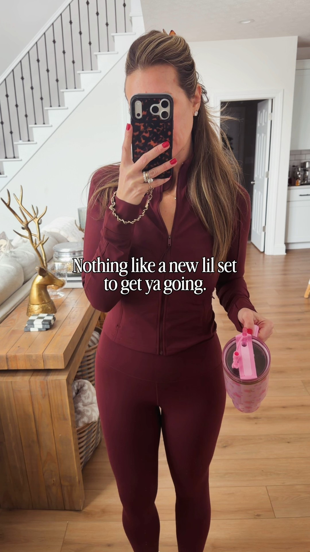 Size medium in all the Amazon pieces 

#LTKOver40 #LTKFindsUnder50 #LTKMidsize