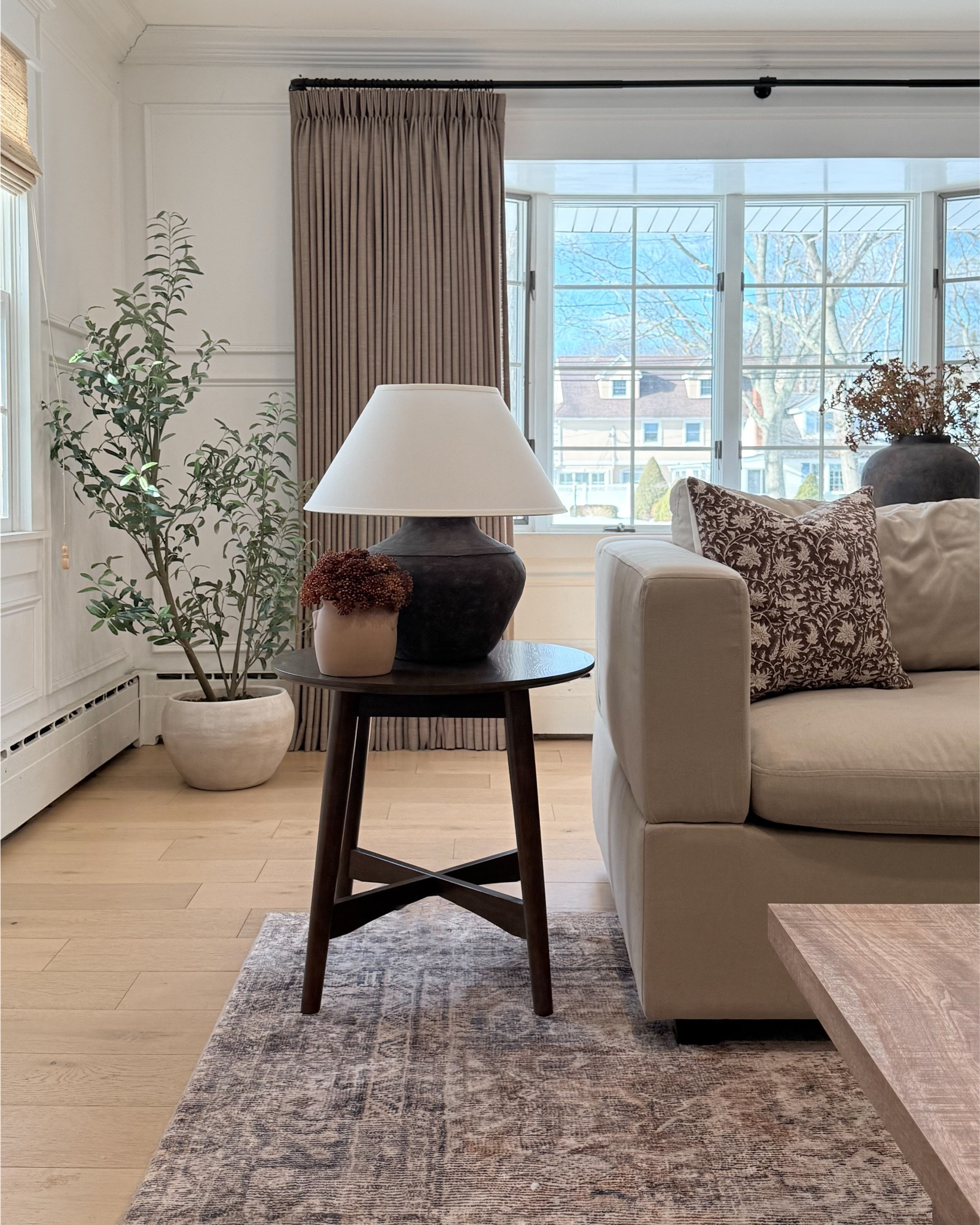 Sharing some of my @Wayfair  finds in my kitchen, living room, and dining room. SWIPE FOR MORE PHOTOS.

From beautiful runners and vases, to the coziest area rugs and dining chairs. Shop @wayfair now and create a space you love spending time in. 

I’ve linked my Wayfair favorites in my @shop.ltk so you can go shop directly from here!



#LTKstorytime #LTKHome #LTKSaleAlert