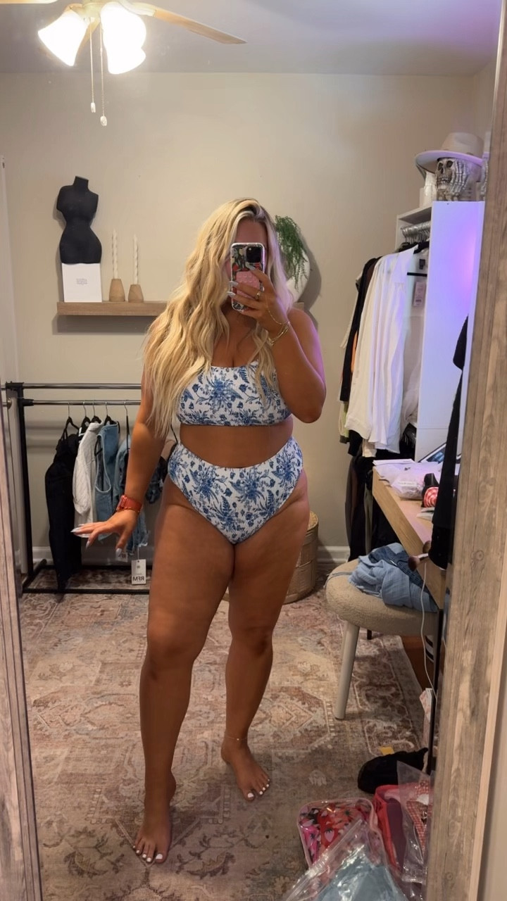 Wearing a 2XL

shein, shein tryon, midsize, plus-size, plus-size shein, bikini, swimwear, bikini, sale, under 20 

#LTKSwim #LTKPlusSize #LTKFindsUnder50