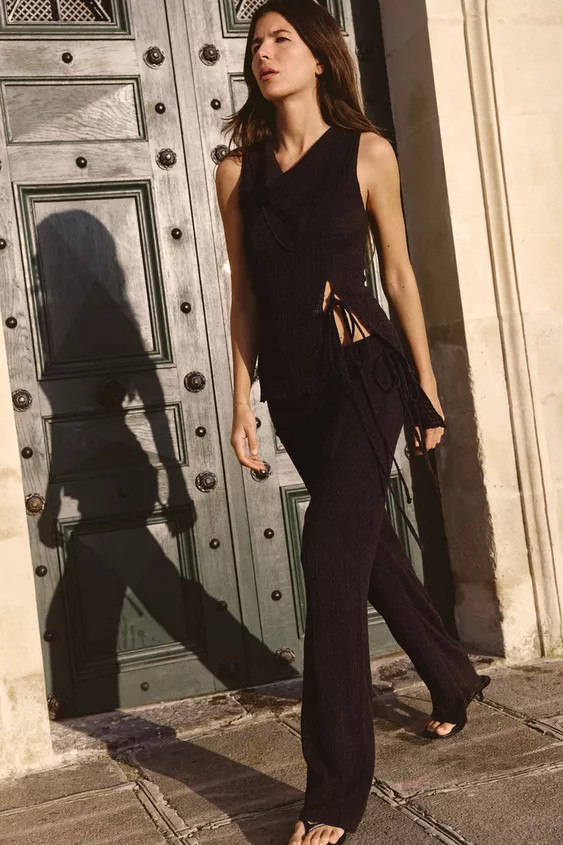 TEXTURED BELT TOP Dark brown Oyster-white | Zara US