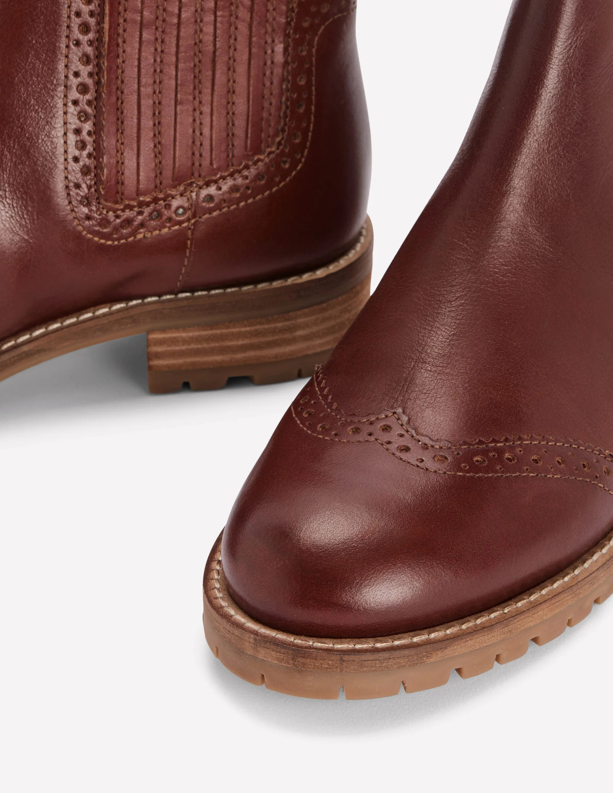 Brogue Detail Chelsea Boots-Tan | Boden (US)