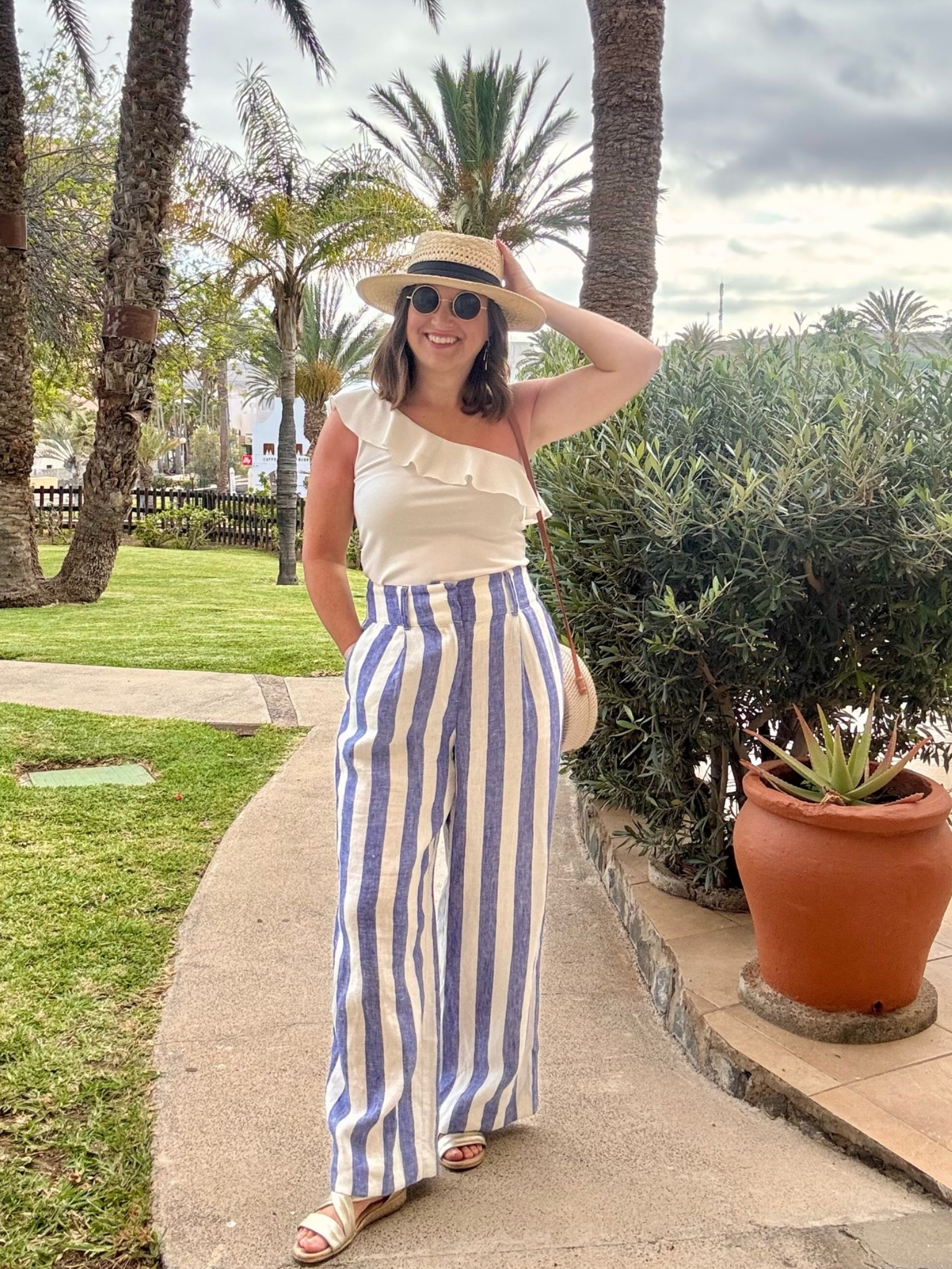 Petite summer outfit, linen stripe trousers, asymmetric top, petite holiday outfit ☀️

#LTKsummer #LTKpetite #LTKstyletip