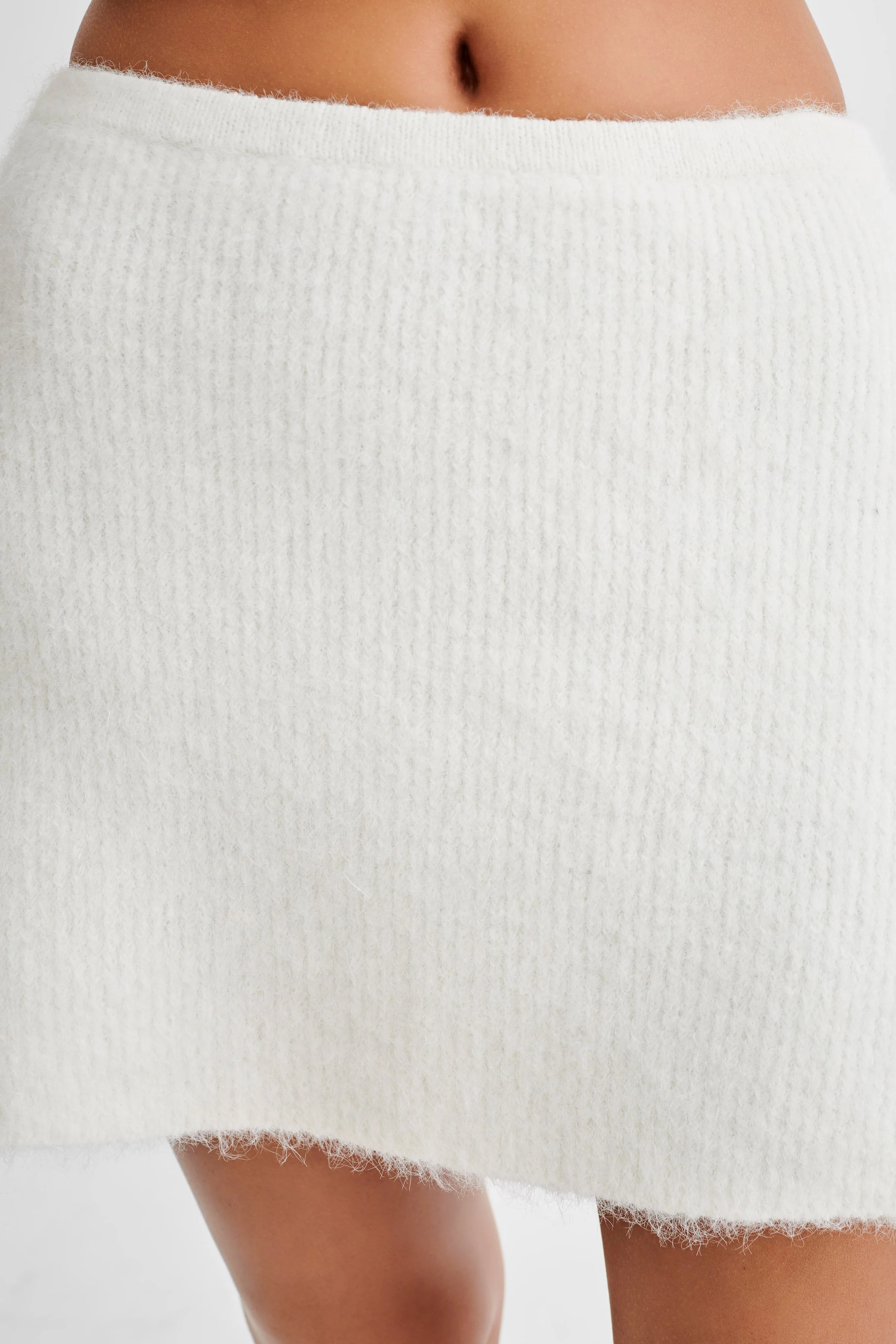 Baxter Fluffy Knit Mini Skirt - Ivory | Meshki (APAC)