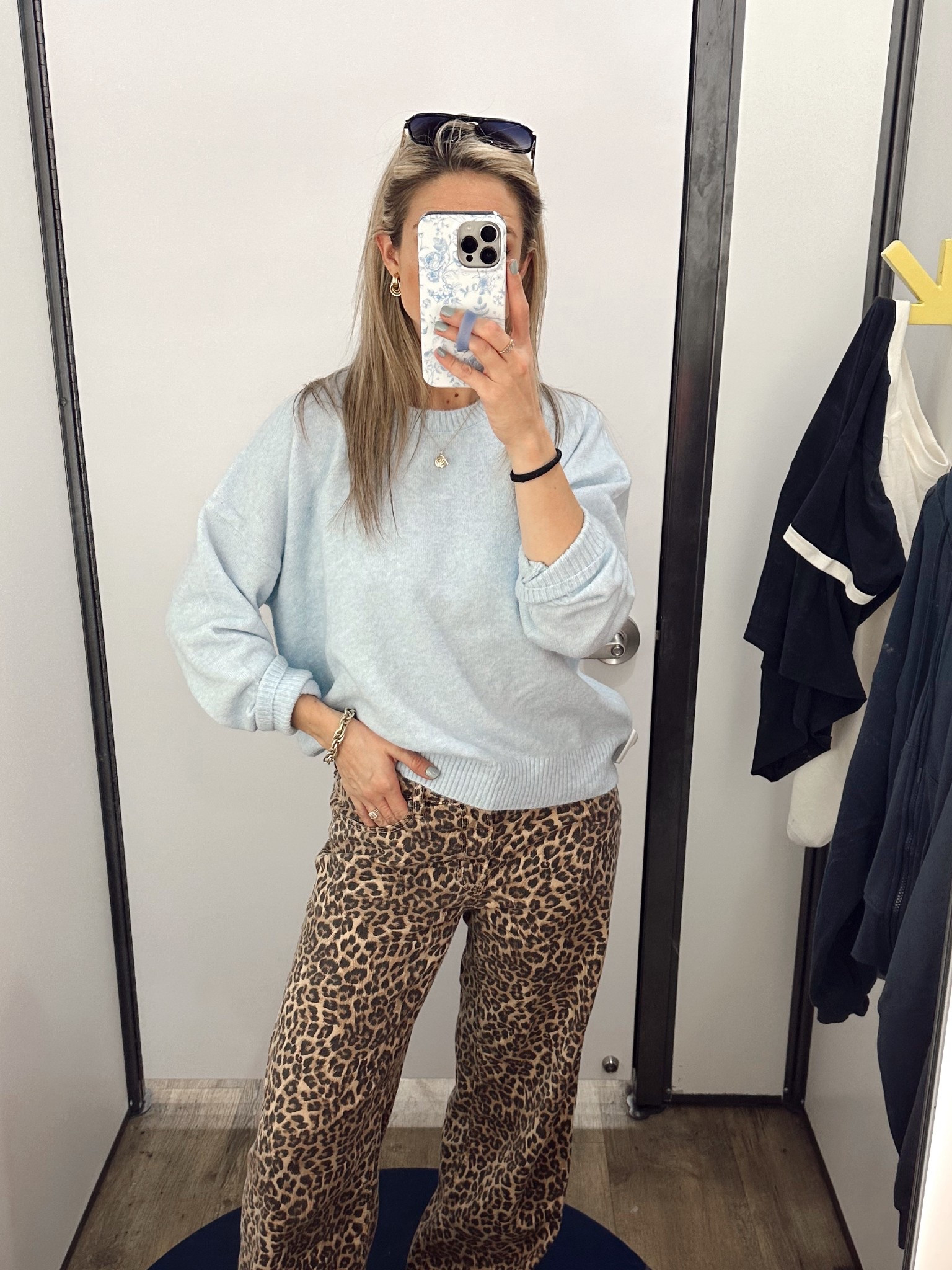 Pretty light blue crewneck sweater! Wearing a small. I love this soft stretchy material! 40% off right now 
Old navy find