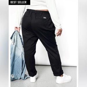 NWT Wildfang THE ESSENTIAL DRAWSTRING PANT. Black . Large | Poshmark