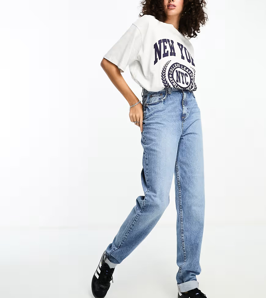 ASOS DESIGN Tall high rise relaxed mom jeans in mid blue | ASOS (Global)
