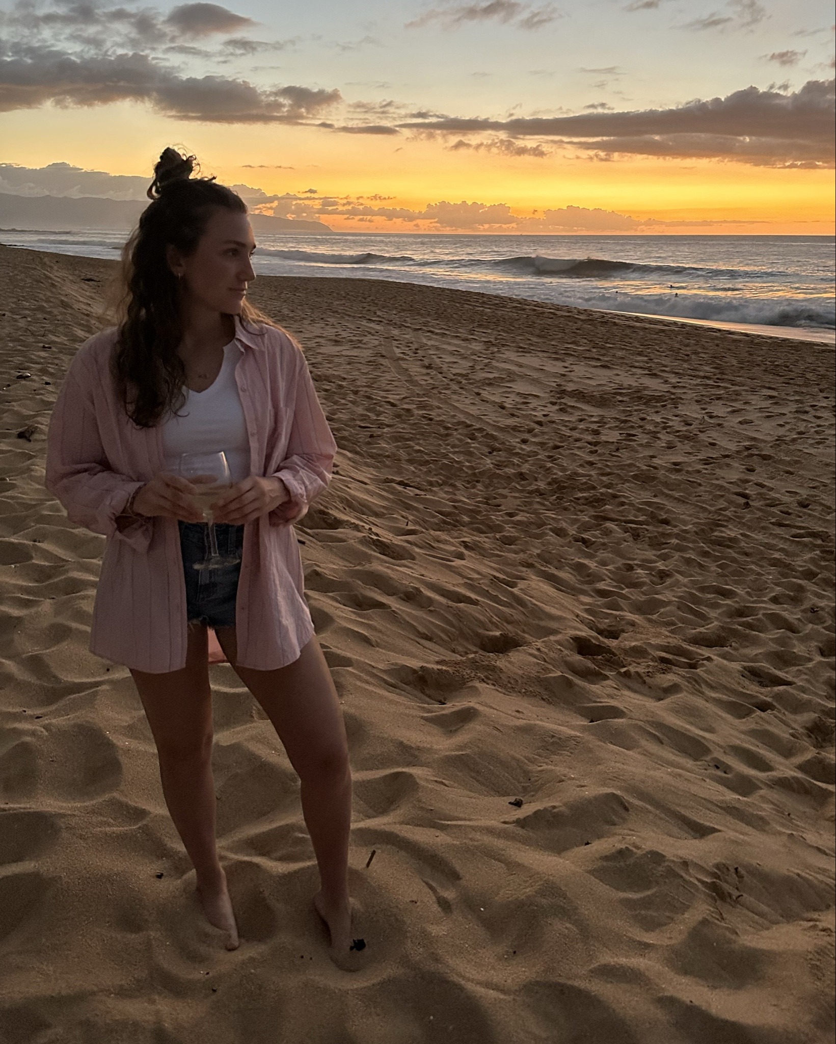 target outfit 🌞🌅💛 #targetoutfit #targetfind #affordableoutfit #targetuniversalthread #oversizedtop #jeanshorts #vacationoutfit 

#LTKStyleTip #LTKFindsUnder50