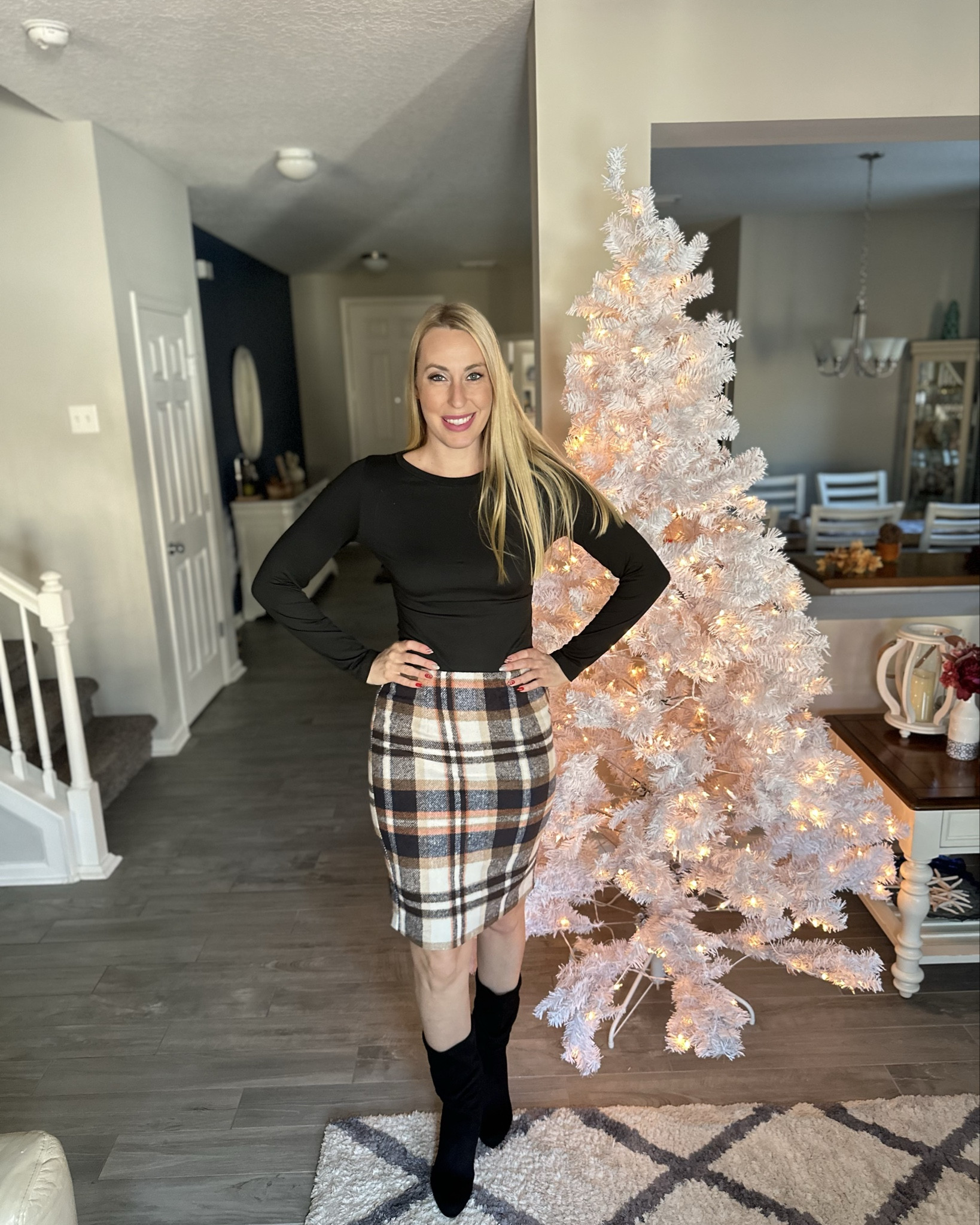 I love this skirt for the fall and winter 
🖤 comes in several color options
🖤 tight fitting, size up one 
🖤 very warm and cute with boots 

#LTKFindsUnder100 #LTKFindsUnder50 #LTKStyleTip