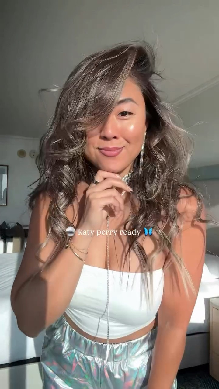 ready for you, @katyperry ✨
.
.
.
.
.
#katyperry #concertoutfit #concertfitcheck #fitcheck #katyperrytour #transition #livemusic