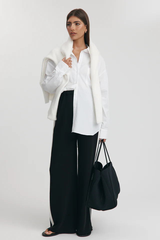 I love when outfits are this simple but still look good 🤍 these Legoe Heritage travel pieces are so comfy and bump-friendly. The dresses, pants, and matching sets all feel easy but still elevated…perfect combo ✈️
#LegoeHeritage #MaternityOutfits #TravelStyle #BumpStyle #TravelDresses #TravelPants #TwoPieceSet #MatchingSets #EffortlessLooks #ComfyStyle #NeutralVibes #MinimalOutfits #PregnancyStyle #LTKMaternity 

 #LTKSeasonal #LTKTravel #LTKBump