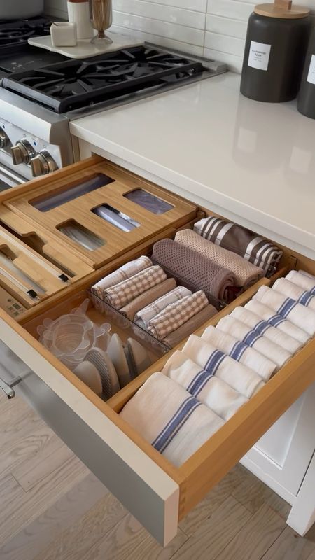 Kitchen drawer organization 