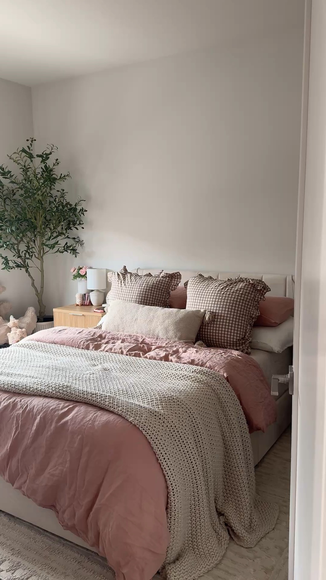 New apartment / bedroom decor / minimalist / neutral home / cozy home / girly apartment / bedding / nightstands / throw pillows

#LTKHome #LTKSaleAlert #LTKvlog