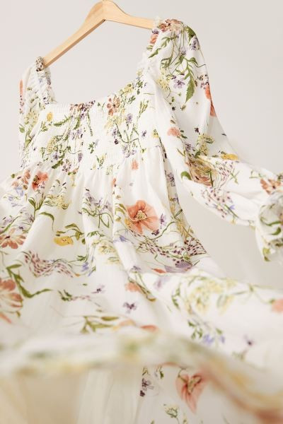 Smocking-detail dress | H&M (UK, MY, IN, SG, PH, TW, HK)