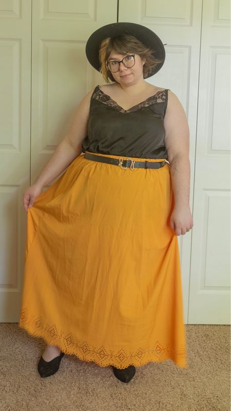 Plus size black and yellow late summer outfit 

#LTKcurves #LTKstyletip #LTKSeasonal
