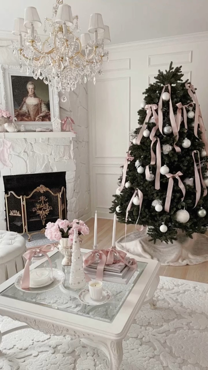 It’s almost time 🤍

#LTKHolidaySale #LTKSeasonal #LTKHoliday