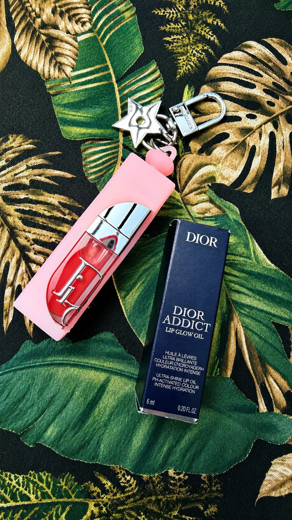 The lip gloss that never leaves my bag. 💋✨

If you’re looking for that glossy, hydrated, effortless luxury look… this is it. The Dior Addict Lip Maximizer gives the prettiest shine, feels so comfortable on the lips, and instantly makes any makeup look feel more polished.

I’ve linked my favorite shade on my LTK! 🤍
#LTKBeauty #DiorBeauty #DiorAddict #LipMaximizer #LuxuryBeauty #SephoraFinds #BeautyFavorites #MakeupEssentials #LipGloss #CleanGirlAesthetic #EverydayMakeup #LTKFinds #BeautyReels #ViralBeauty #GlossyLips