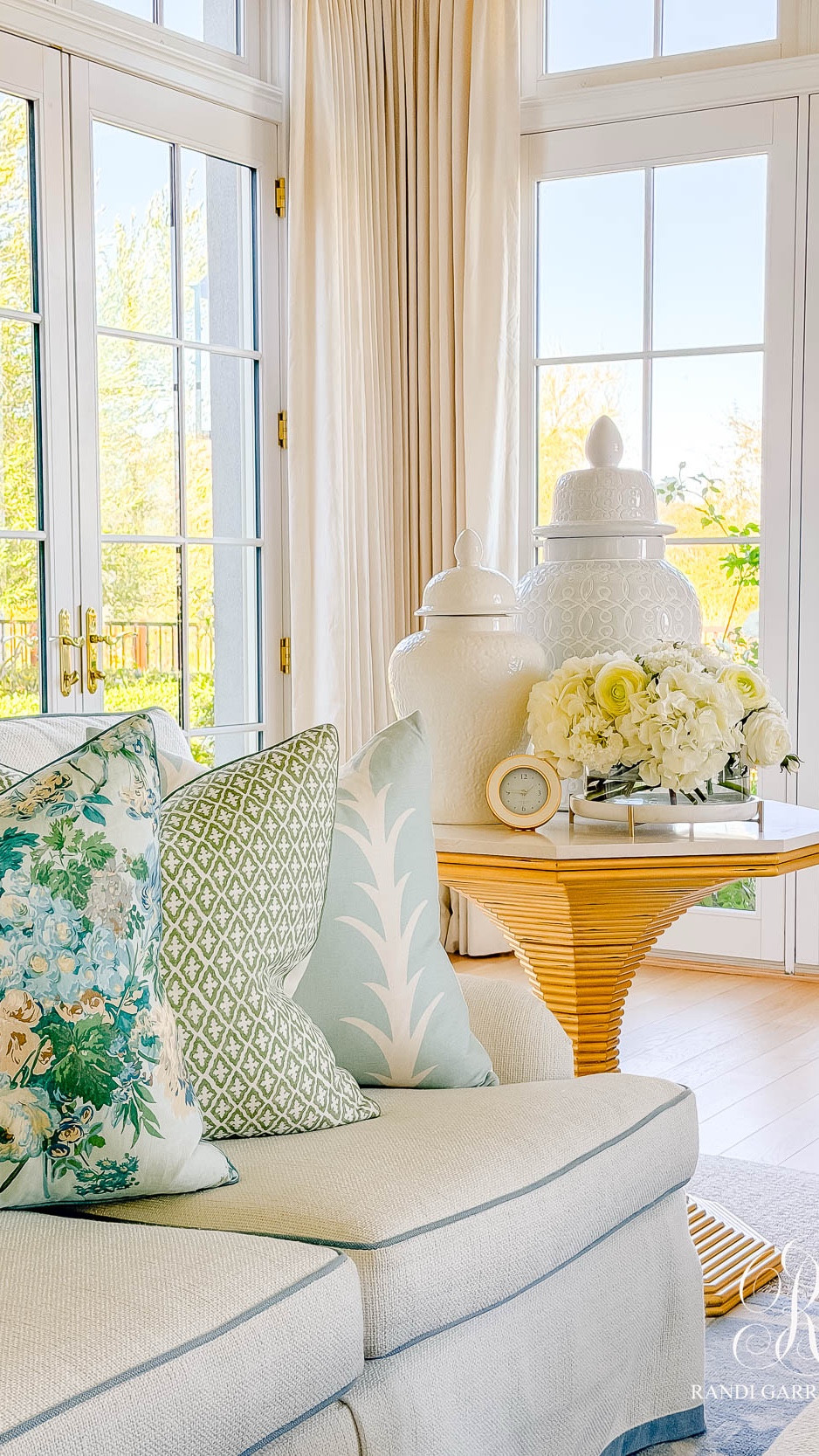 Decorate a side table in my family room with me!

#LTKHome #LTKSeasonal #LTKdayinmylife